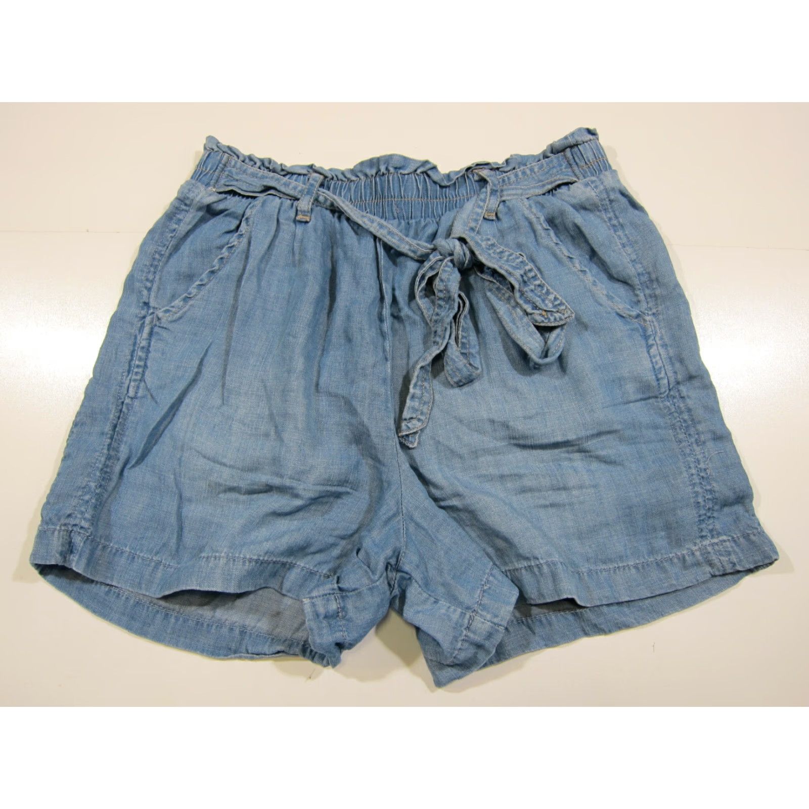 Vintage Knox Rose Chino Shorts Women Small 26" Waist 32" Hip 3" Inseam Pleated High Rise Pull On Blue 100% Rayon Chambray Size 26" / US 2 / IT 38 - 6 Thumbnail