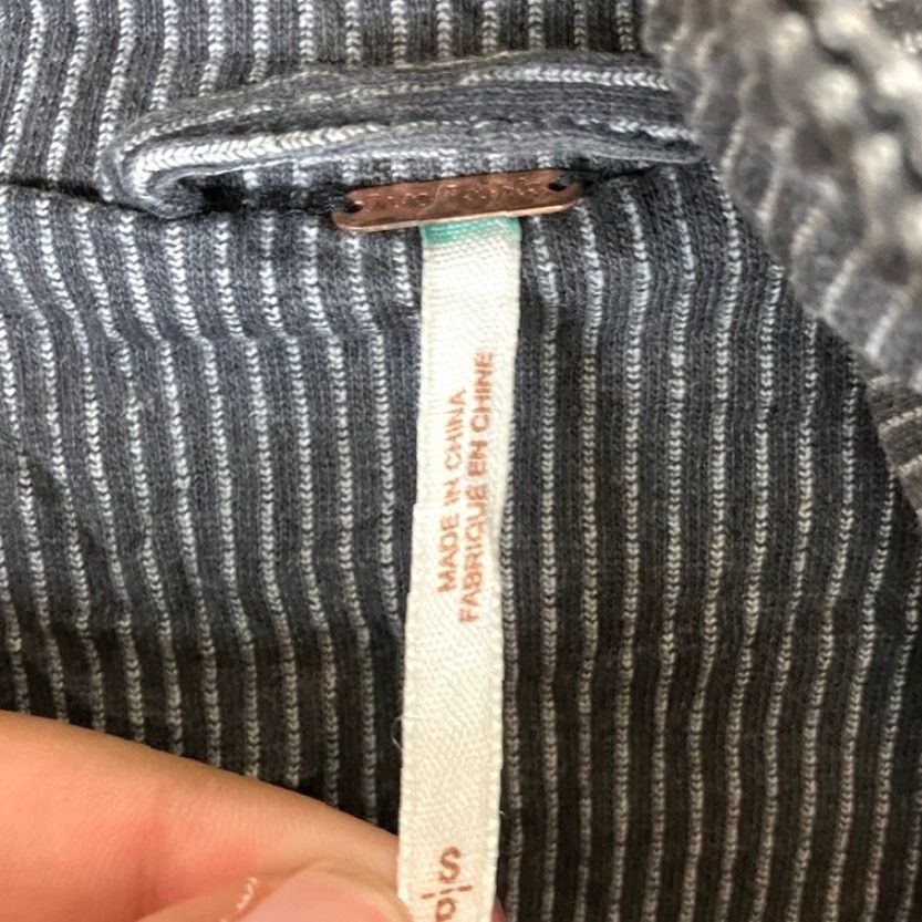 Free People Free People Womens Jacket Gray Charcoal Railroad Stripe Moto Stretch Small Jacket Women Regular S Gray Striped Casual Everyday Warmth Womens Size S / US 4 / IT 40 - 6 Thumbnail
