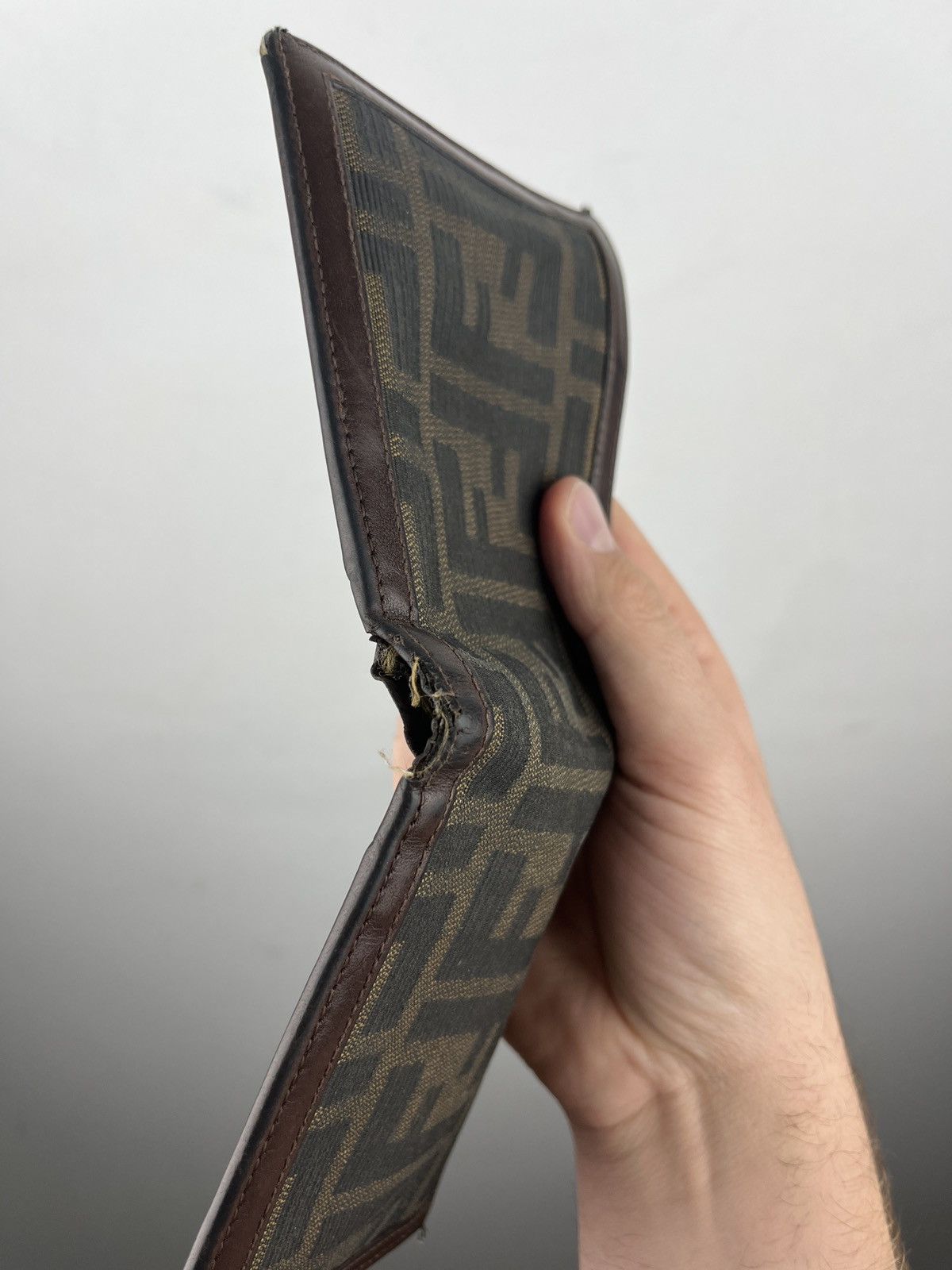 Fendi Fendi Leather Monogram Vintage Wallet Size ONE SIZE - 11 Thumbnail