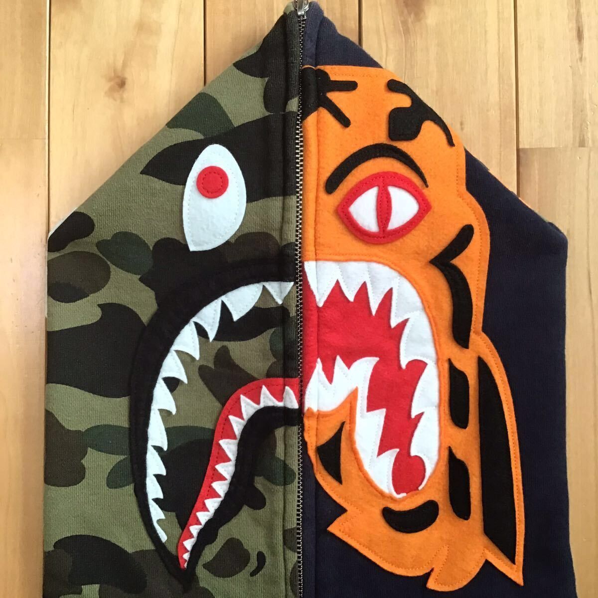 Bape BAPE camo Crazy Face Tiger Shark full zip Hoodie Navy APE Size US XL / EU 56 / 4 - 4 Thumbnail