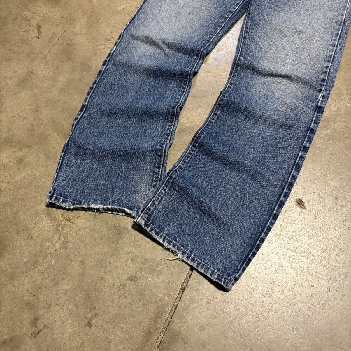 Levi's Vintage 517 Boot Cut Denim Jeans Faded Distressed Grunge Size US 34 / EU 50 - 3 Thumbnail