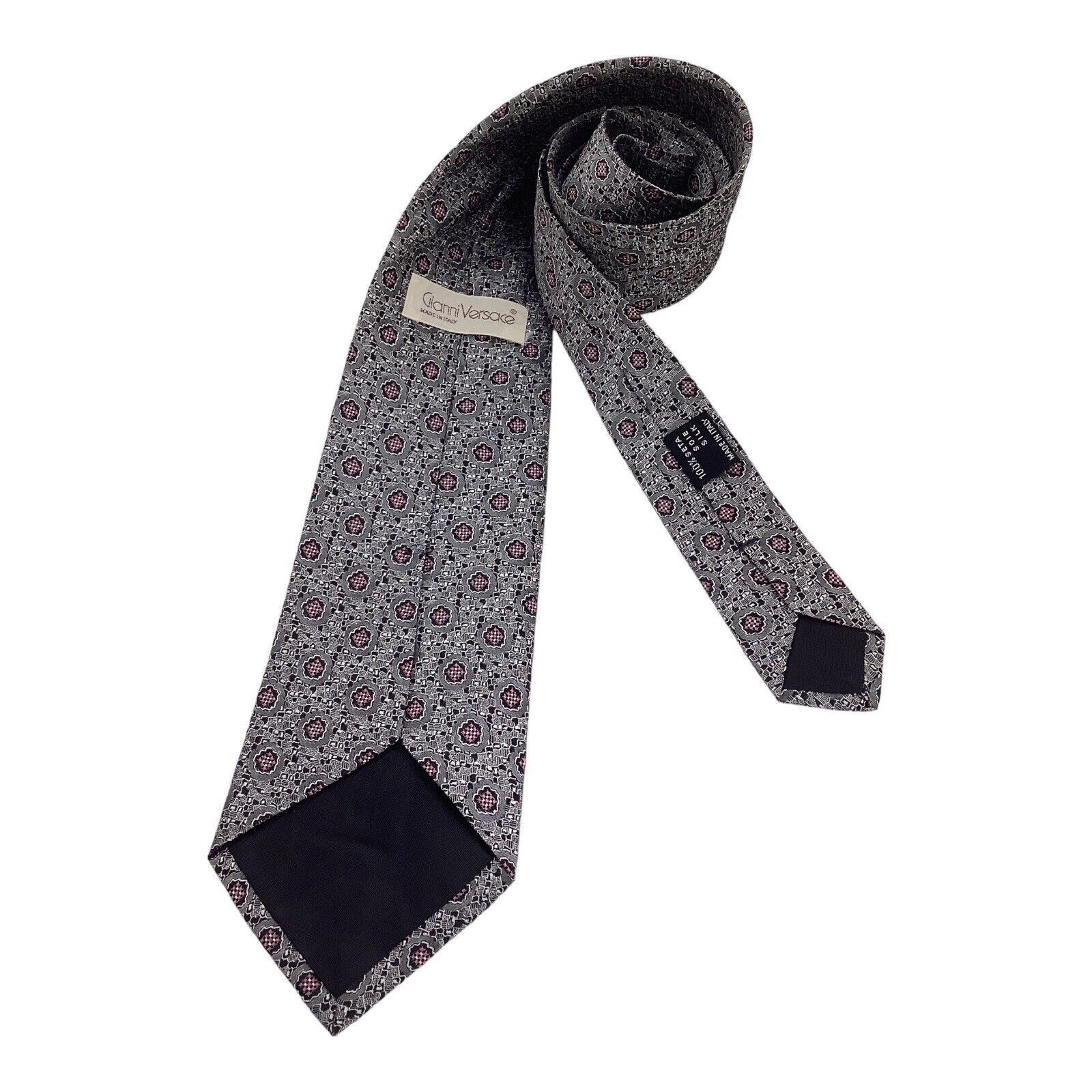 Versace GIANNI VERSACE Vintage Gray Geometric Luxury Silk Tie Made I Size ONE SIZE - 2 Thumbnail