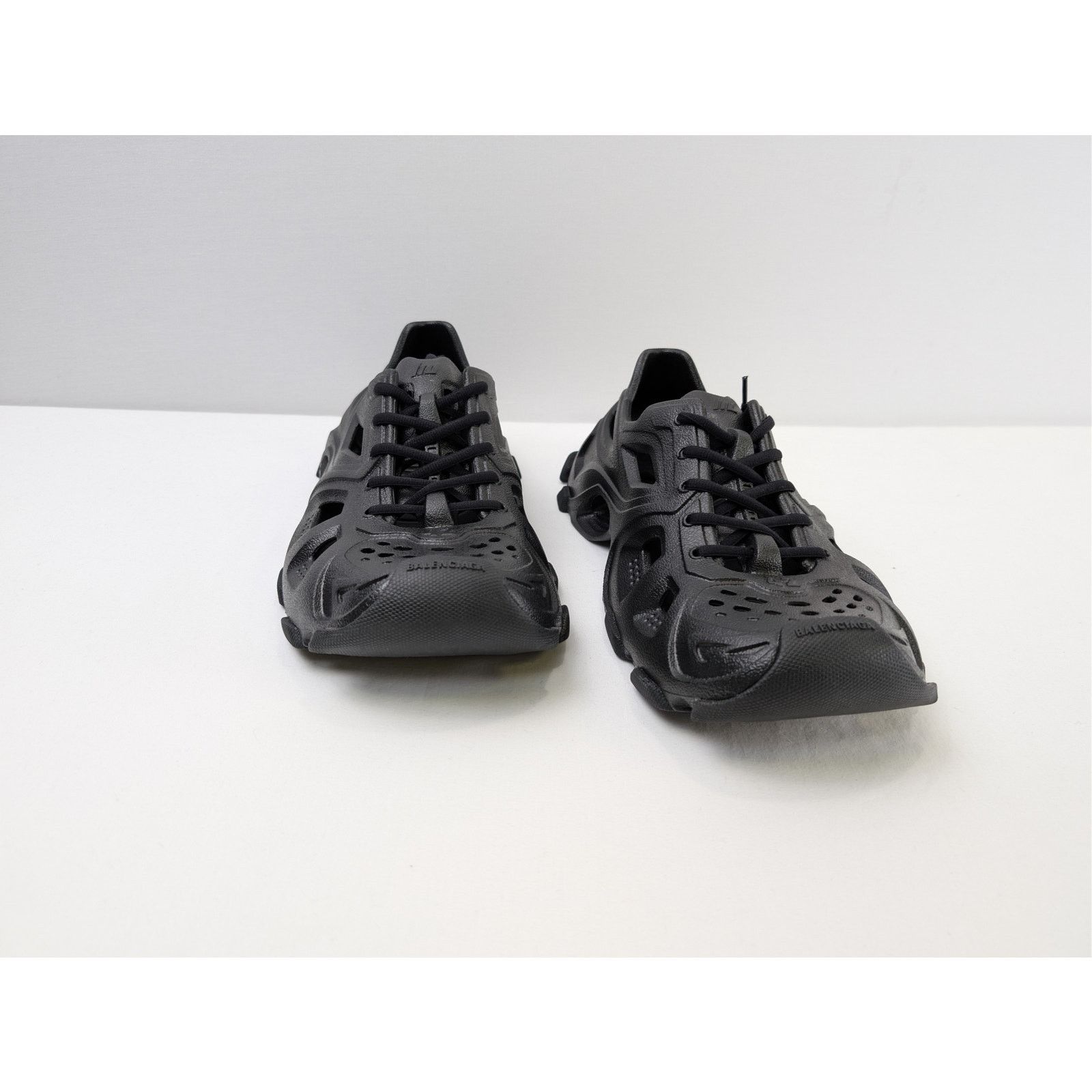 Balenciaga o1rshd1 Q:2 / HD Monocolor Mule Slipper Sandal in Black Size US 9 / EU 42 - 5 Thumbnail