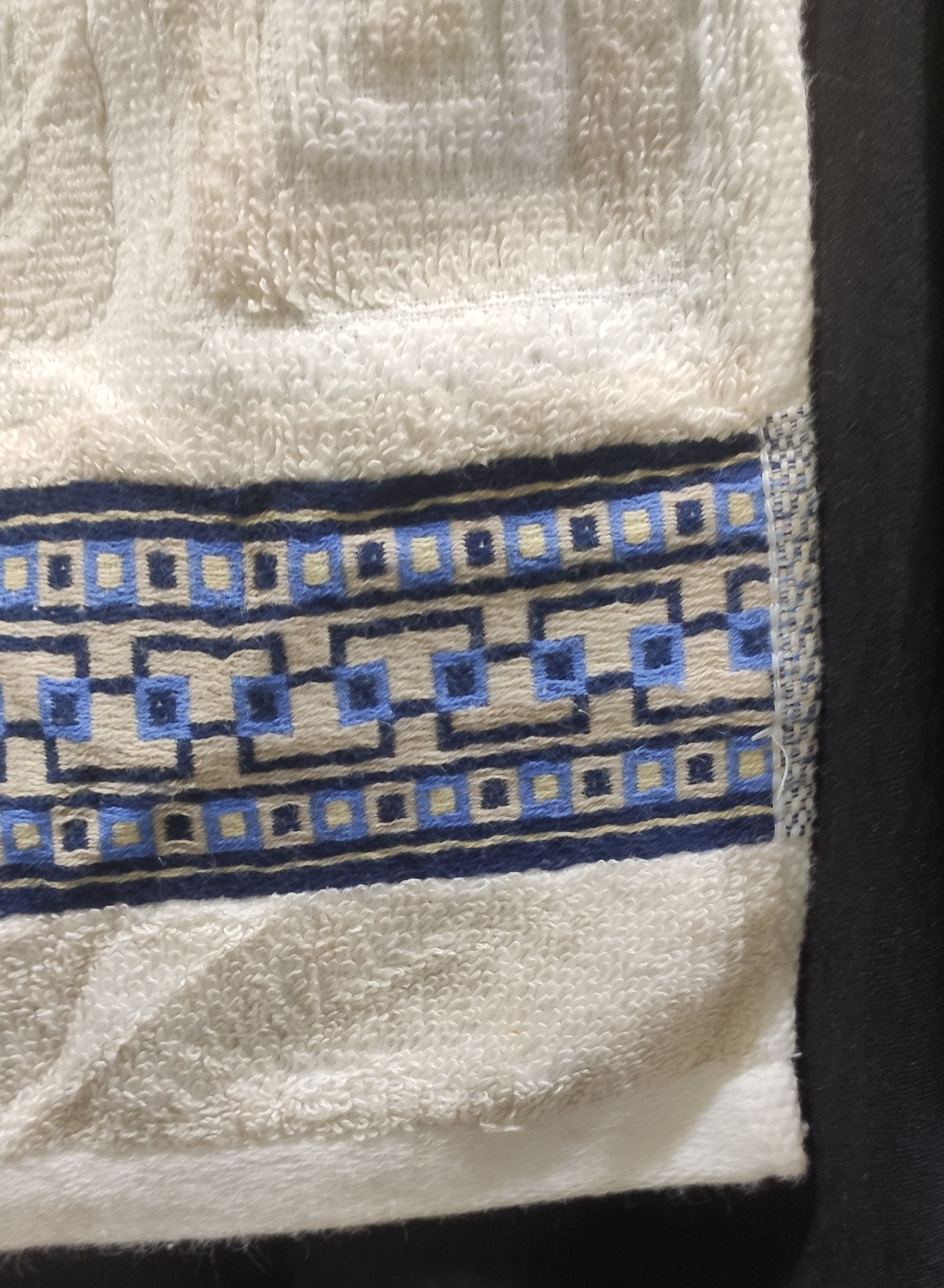 Yves Saint Laurent Yves Saint Laurent Face Towel Size ONE SIZE - 5 Thumbnail