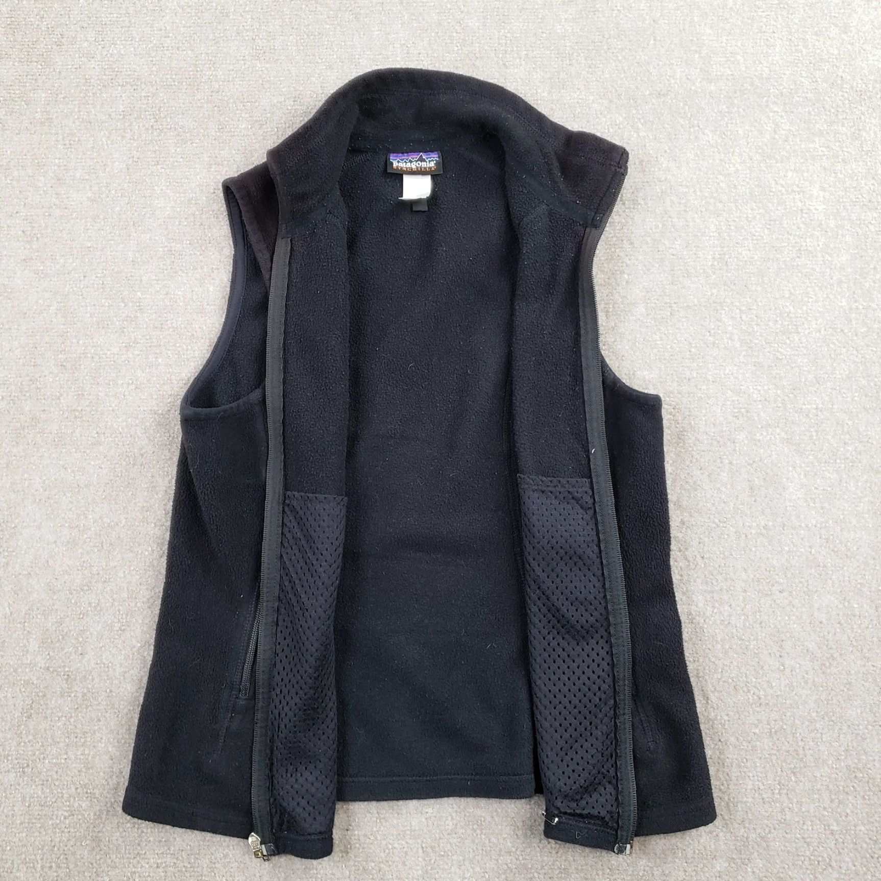 Patagonia VINTAGE Patagonia Synchilla Vest Womens M Black Fleece Full Zip Pockets ZZ Size M / US 6-8 / IT 42-44 - 5 Thumbnail