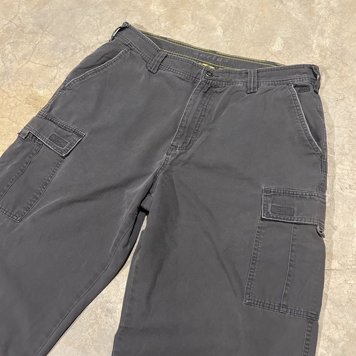 The North Face × Vintage Essential Vintage Y2K The North Face Cargo Pocket Work Pants Size US 35 - 3 Thumbnail