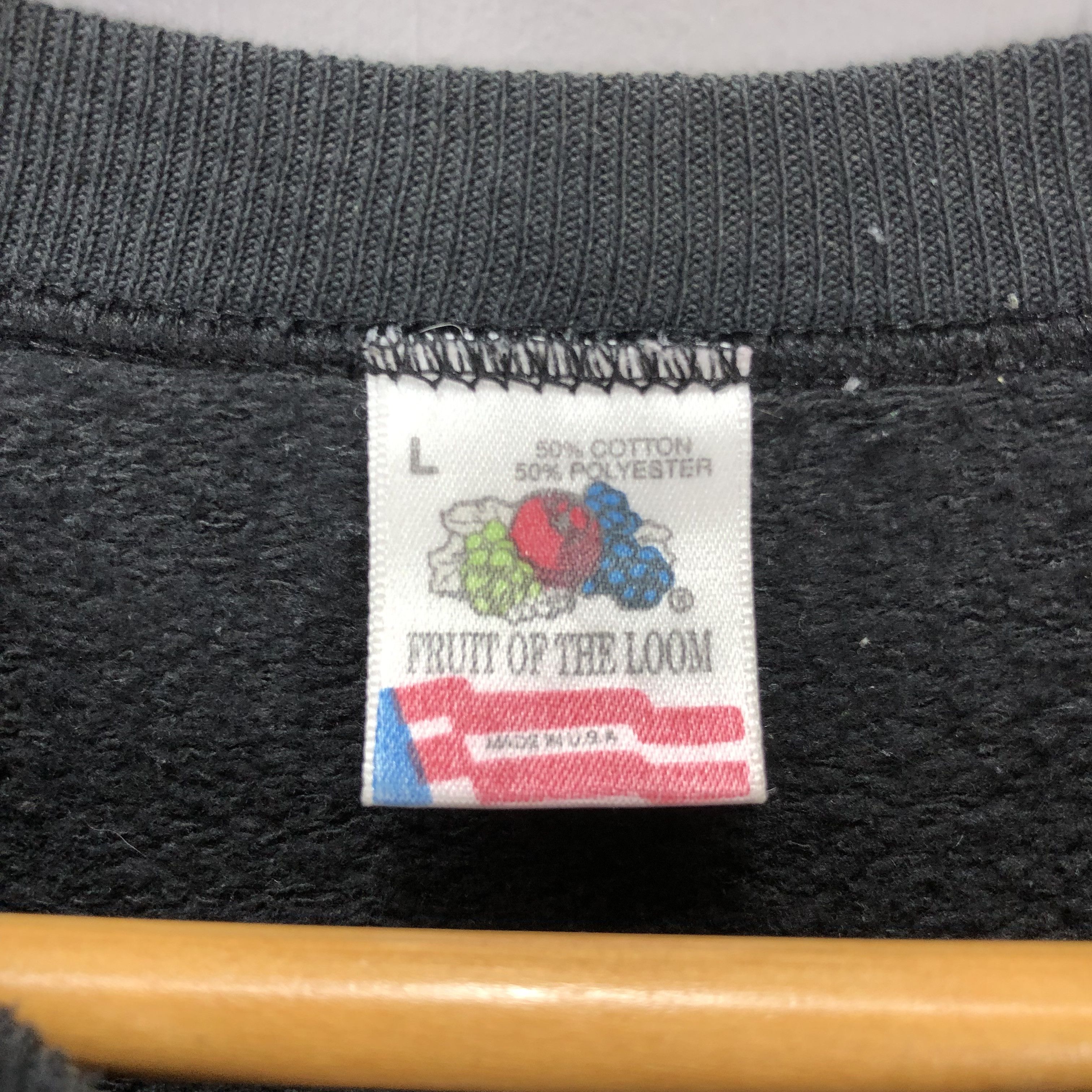 Fruit Of The Loom 90s Vintage MAUI Sweatshirt Nice Design Print #1672/04 Size US M / EU 48-50 / 2 - 6 Thumbnail