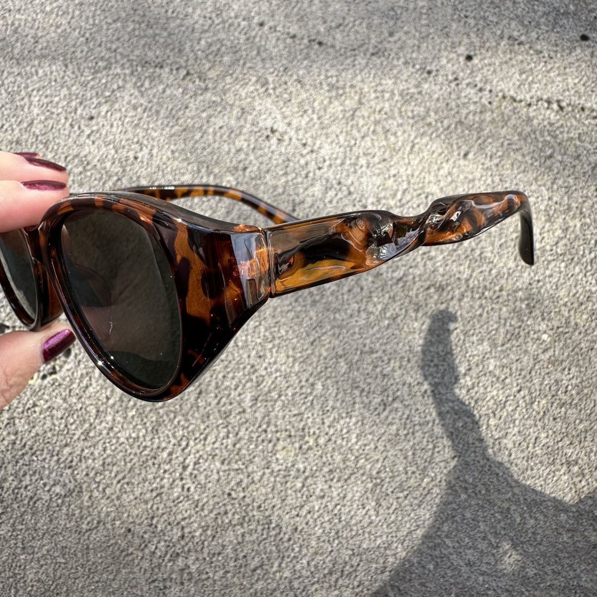 Other Y2K Unisex Sunglasses Retro Fashion Shades XY77117-03 Size ONE SIZE - 2 Thumbnail