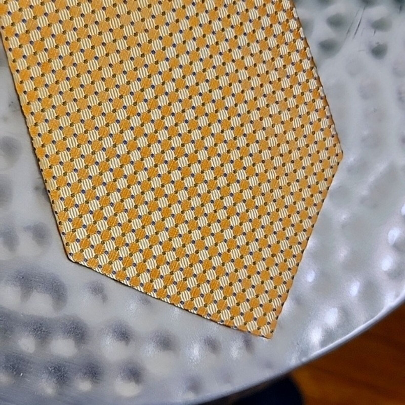 Jos. A. Bank Jos A. Bank Yellow Gold Silk Neck Tie size 3.5" Geometric Size ONE SIZE - 5 Thumbnail