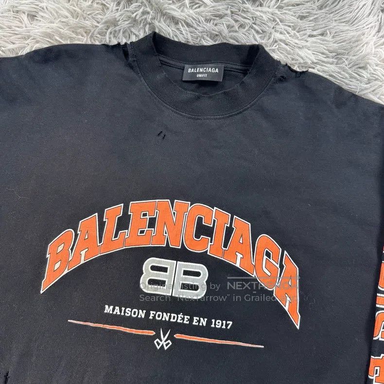 Balenciaga Balenciaga Scissor Destroyed Long Sleeve Hoodie Sweatshirt Size US S / EU 44-46 / 1 - 3 Thumbnail