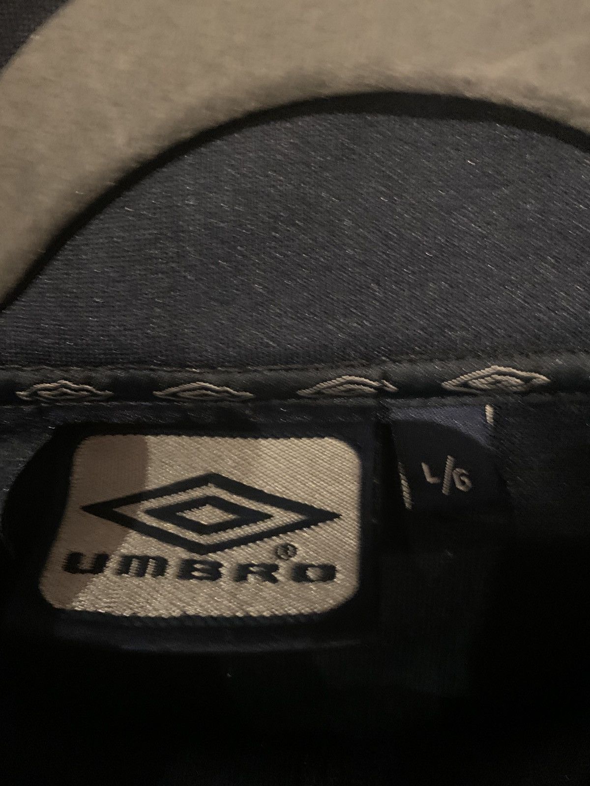 Umbro Vintage umbro jacket Size US L / EU 52-54 / 3 - 2 Thumbnail