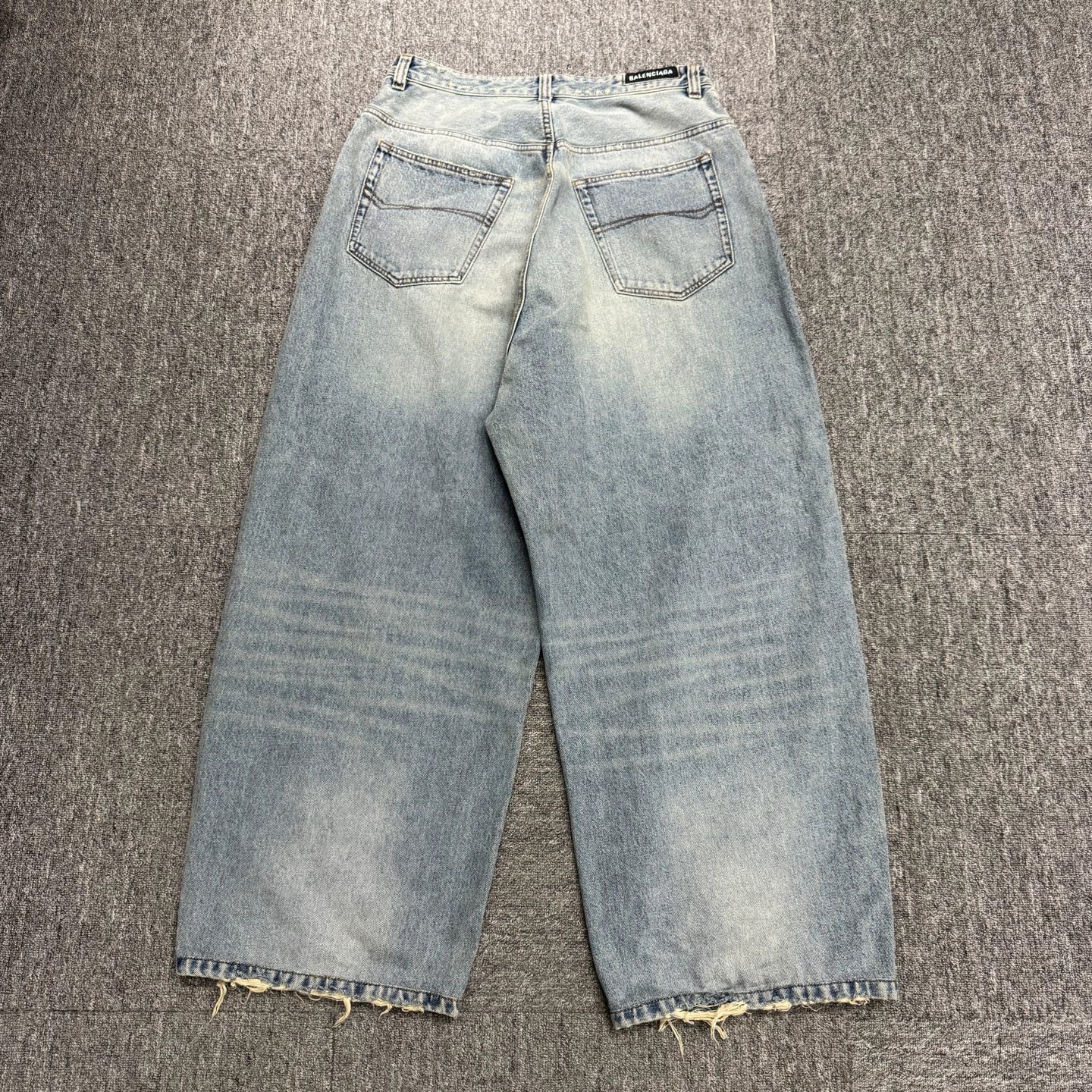 Balenciaga Balenciaga Distressed Washed Wide Leg Jeans L New Size US 36 / EU 52 - 5 Thumbnail