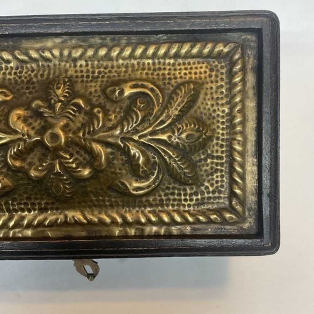 Handmade VTG Dark Brown Wooden Box W/Metal Decorative Brass OrnateTop Size ONE SIZE - 6 Thumbnail