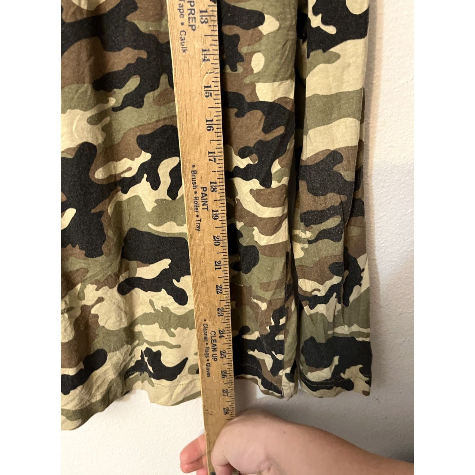 Levi's VINTAGE Levi's Hoodie Shirt Mens L Green Camouflage Long Sleeve Lightweight Spell Out (Center) Mens Size US L / EU 52-54 / 3 - 4 Thumbnail