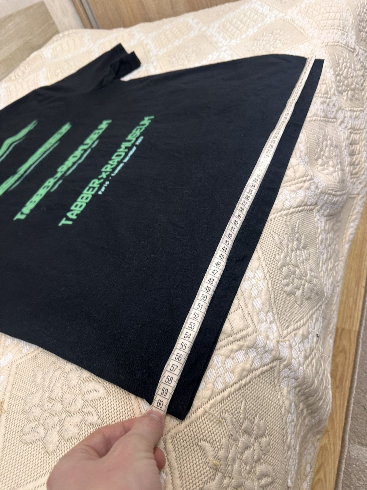 Japanese Brand 🔥 RARE Tabber x Rad Museum Tour 2023 Seoul Therapy T Shirt Size US XXL / EU 58 / 5 - 10 Thumbnail