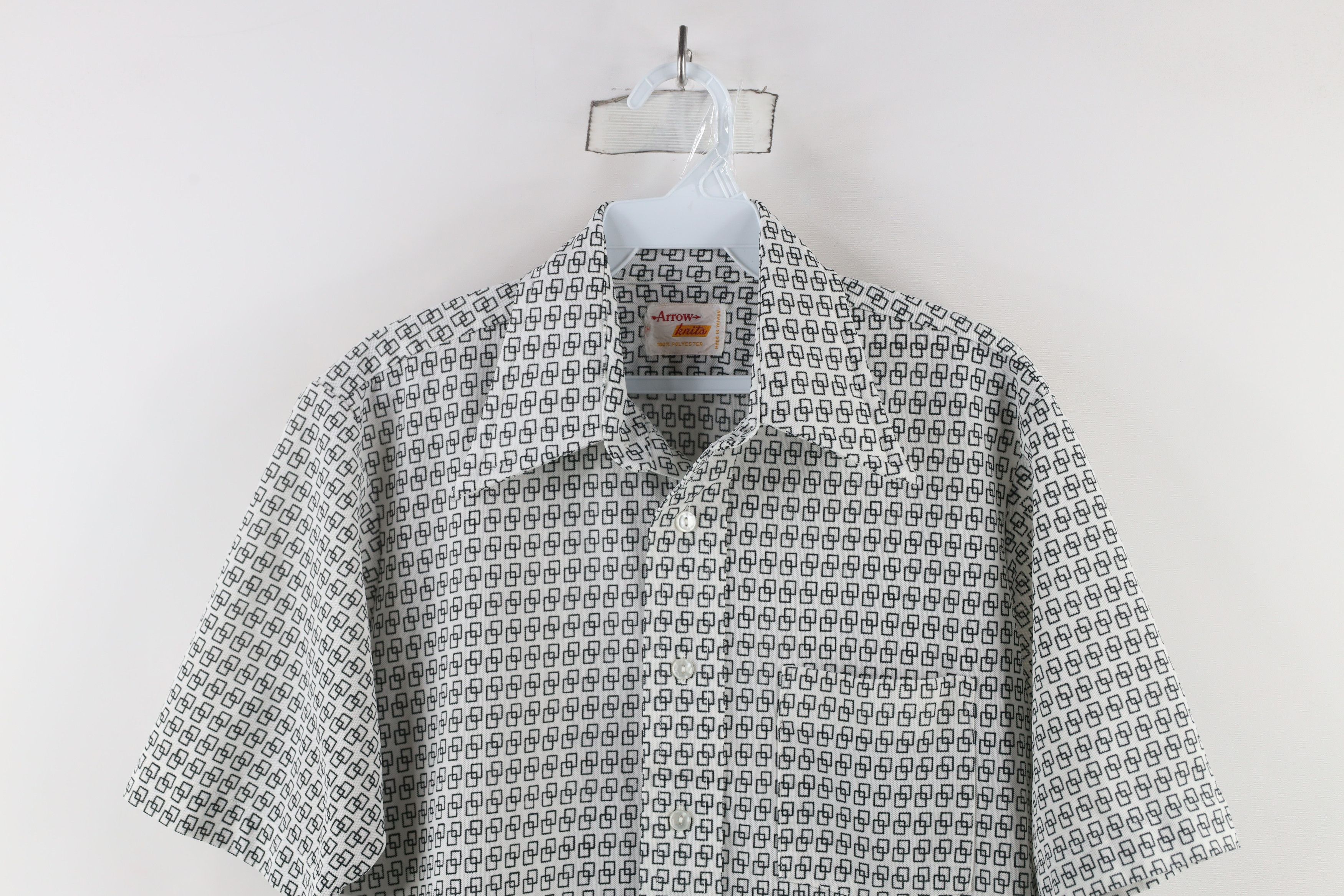 Vintage Vintage 60s 70s Streetwear Knit Short Sleeve Button Shirt Size US L / EU 52-54 / 3 - 2 Thumbnail