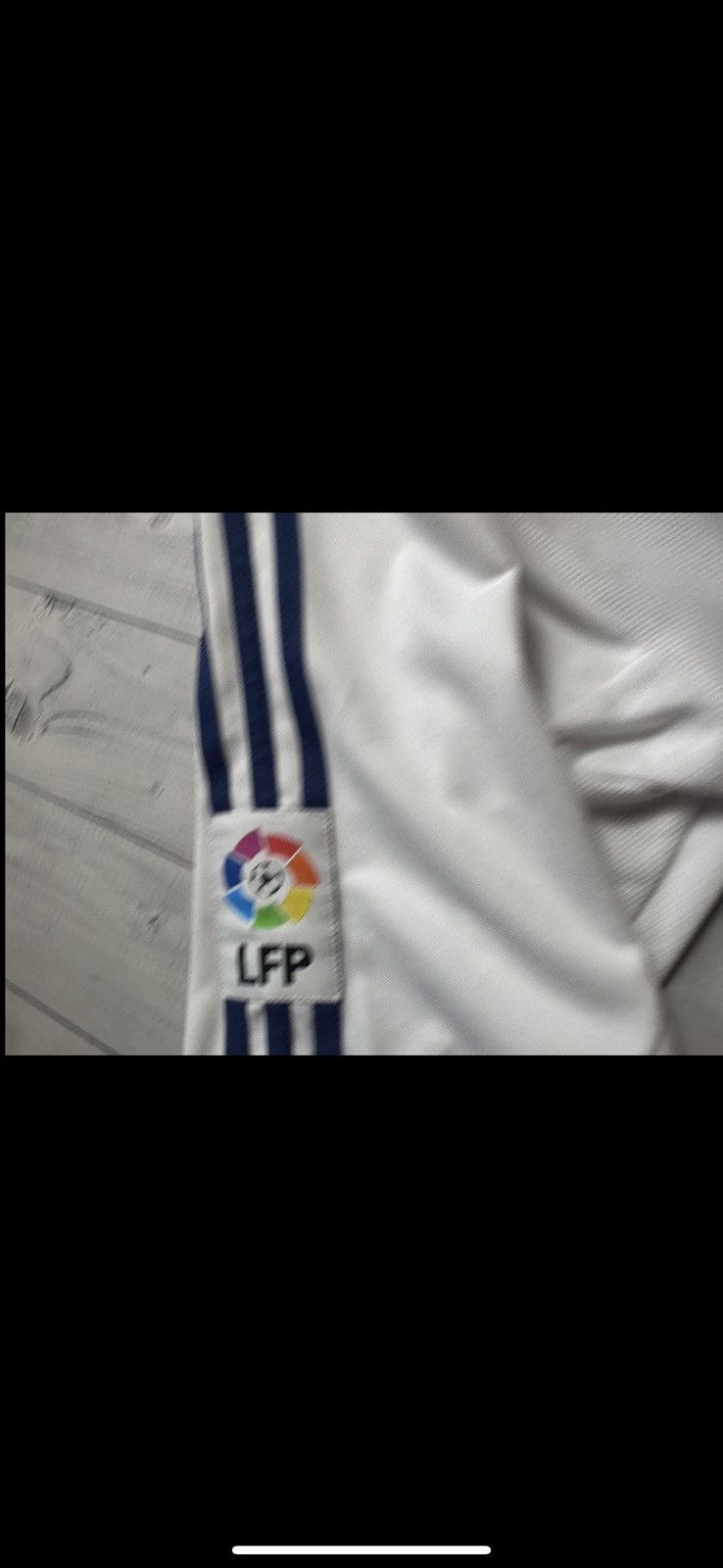 Vintage Vintage adidas Real Madrid soccer jersey size M Size US M / EU 48-50 / 2 - 7 Thumbnail