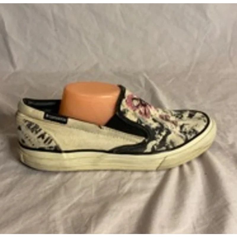 Converse Distressed Butterfly Print Converse Slip-On Sneakers 7.5 Size US 7.5 / IT 37.5 - 3 Thumbnail