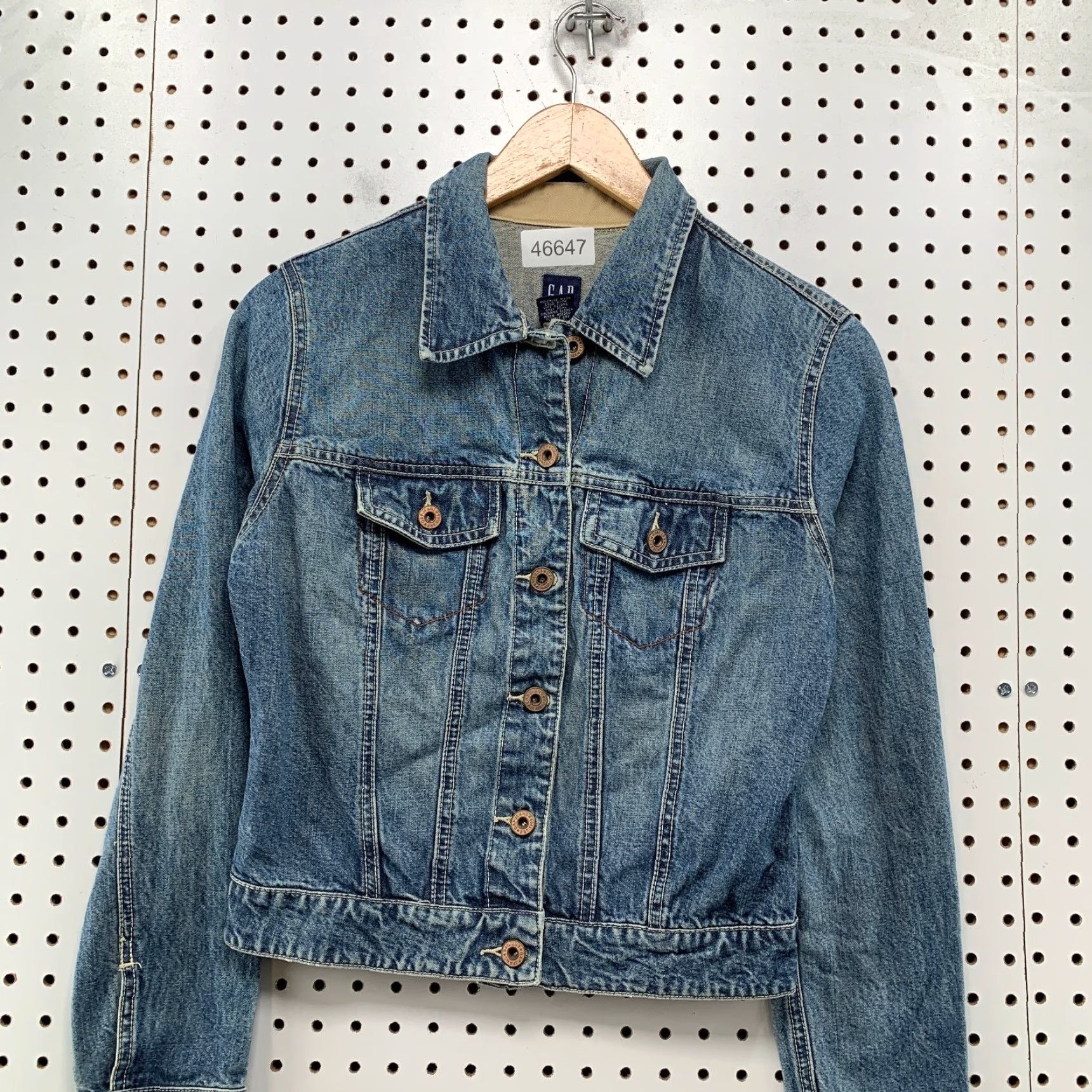 Gap VINTAGE Gap Denim Jacket Womens XS Blue Trucker Y2K Punk Biker XS Womens Jacket Denim Blue Punk Biker 1980s 1990s Gap Size XS / US 0-2 / IT 36-38 - 4 Thumbnail