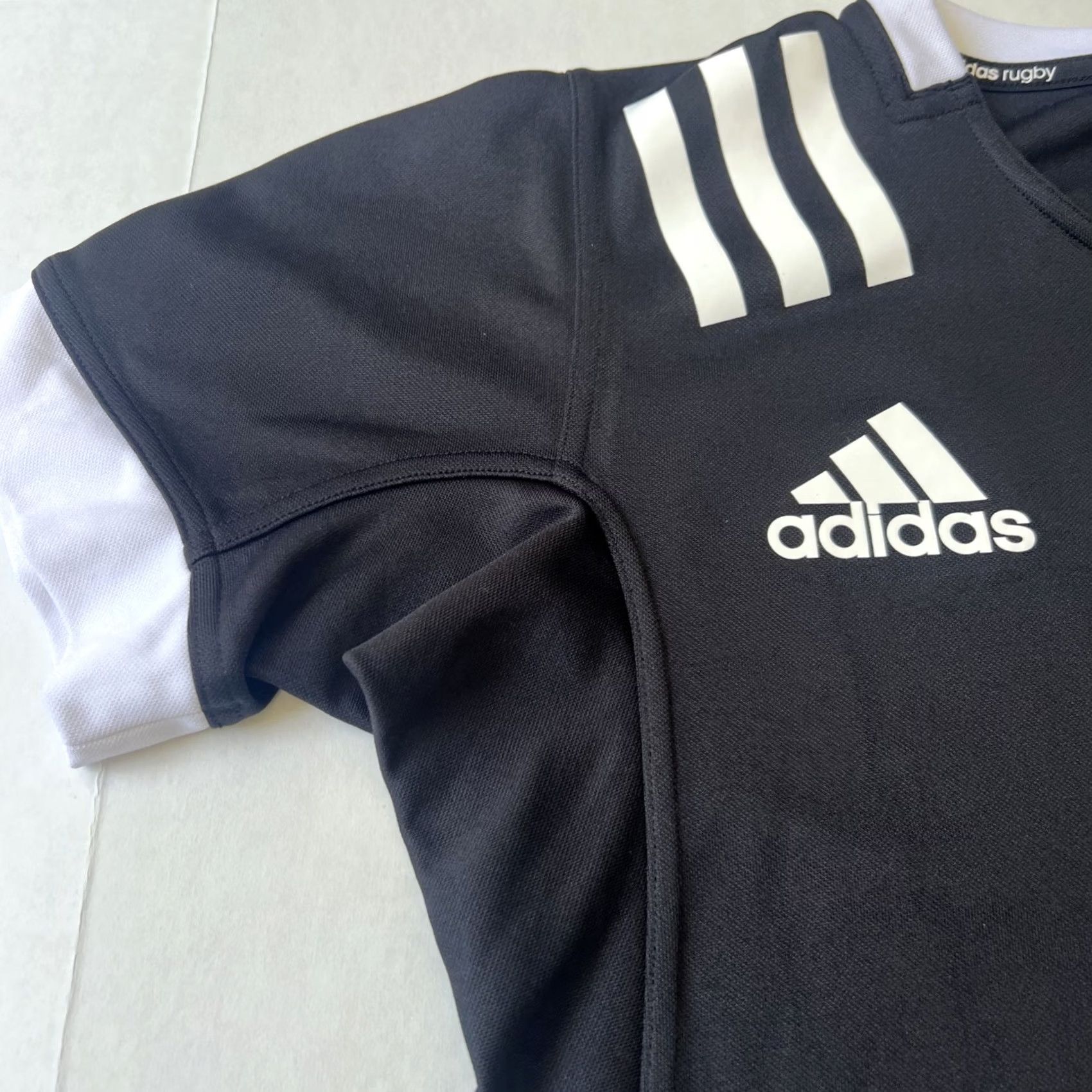 Adidas VINTAGE Adidas Polo Shirt Ladies Black Large Rugby Club Logo Limited Edition Double-Sided Size L / US 10 / IT 46 - 5 Thumbnail