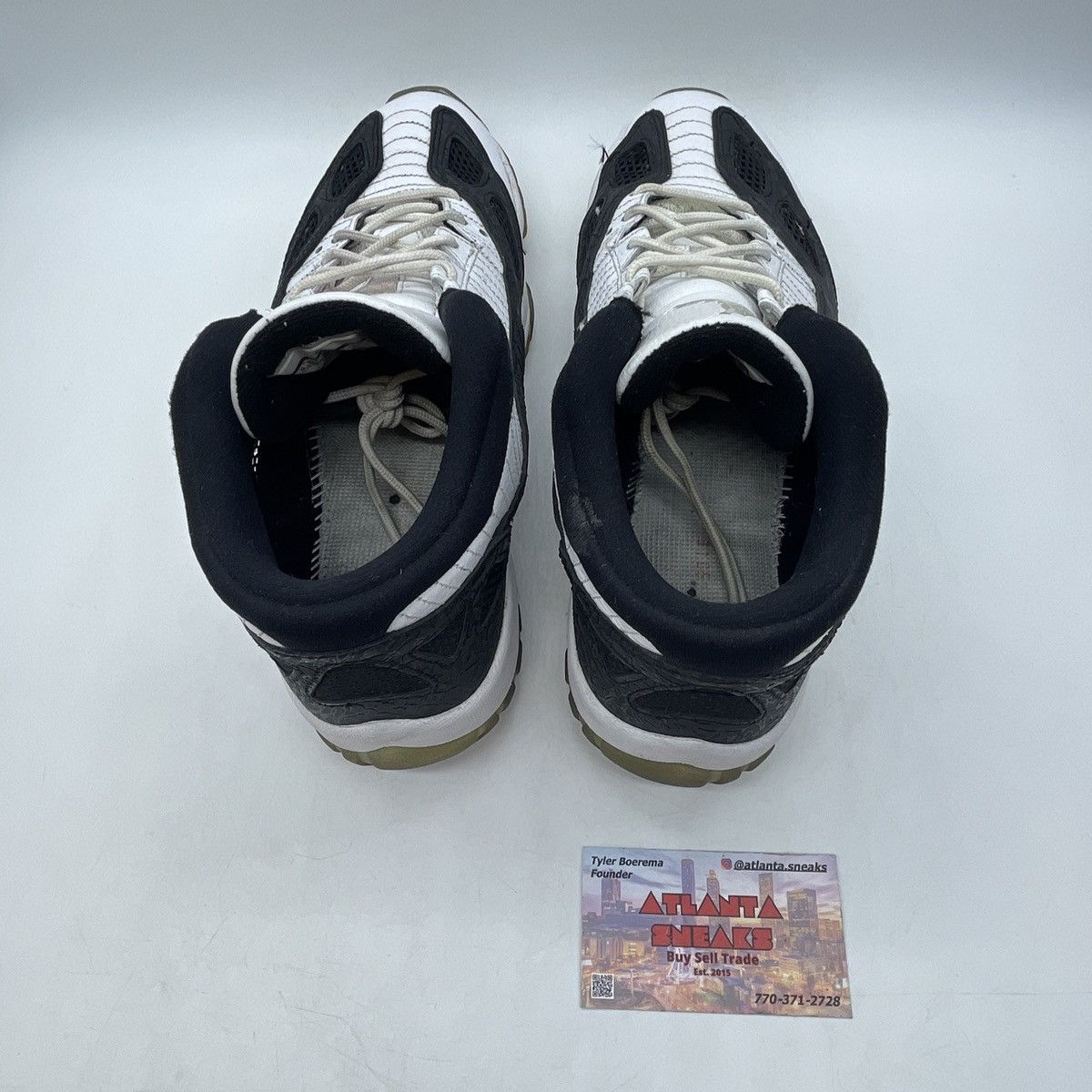 Jordan Brand Air Jordan 11 low Size US 9.5 / EU 42-43 - 6 Thumbnail