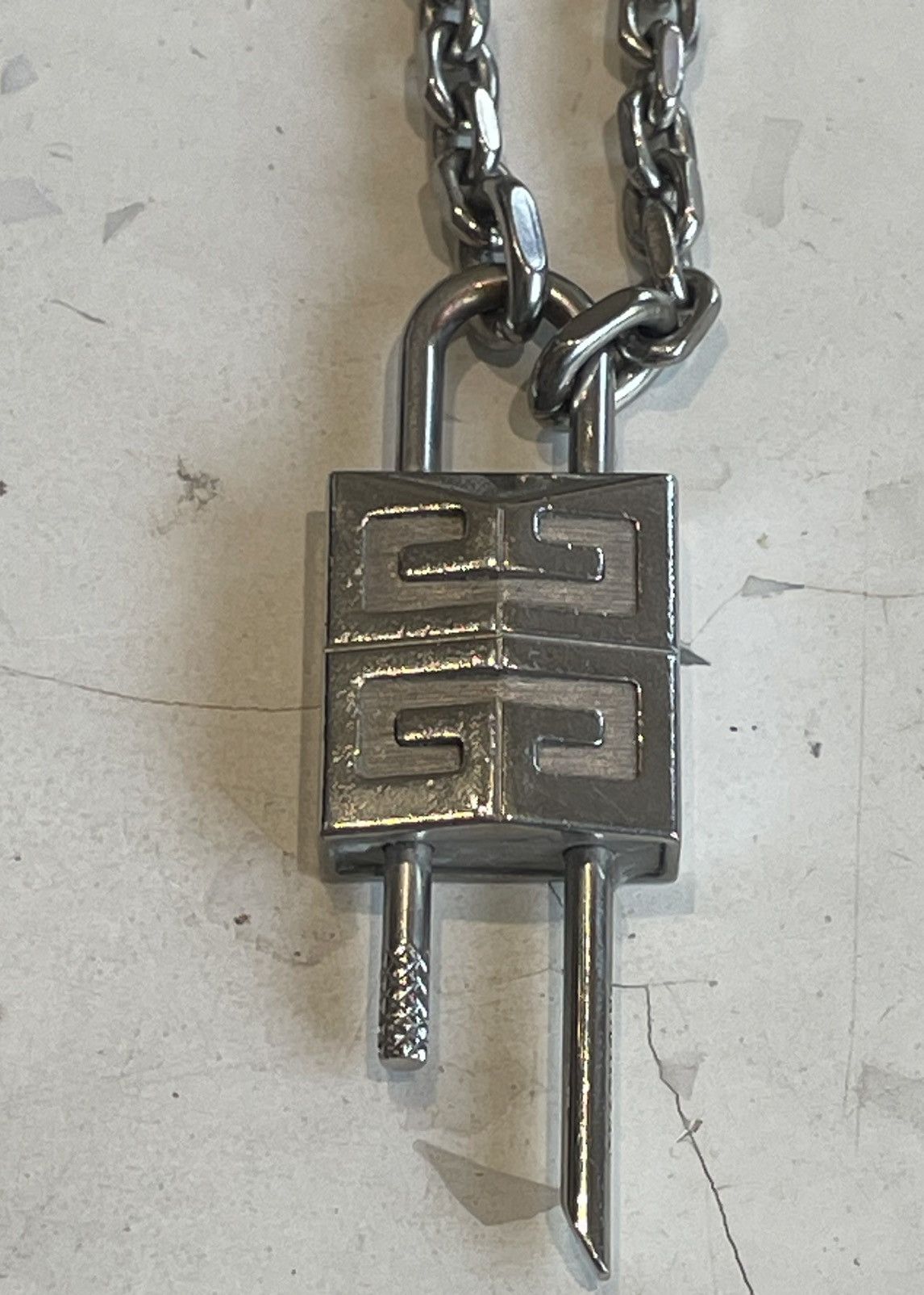 Givenchy GIVENCHY 4G Padlock Chain Necklace Size ONE SIZE - 2 Thumbnail