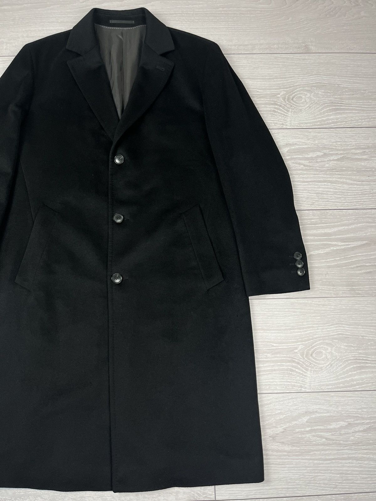 Hugo Boss Hugo Boss Morgan 100% Cashmere Three Buttons Long Black Coat Size US L / EU 52-54 / 3 - 2 Thumbnail