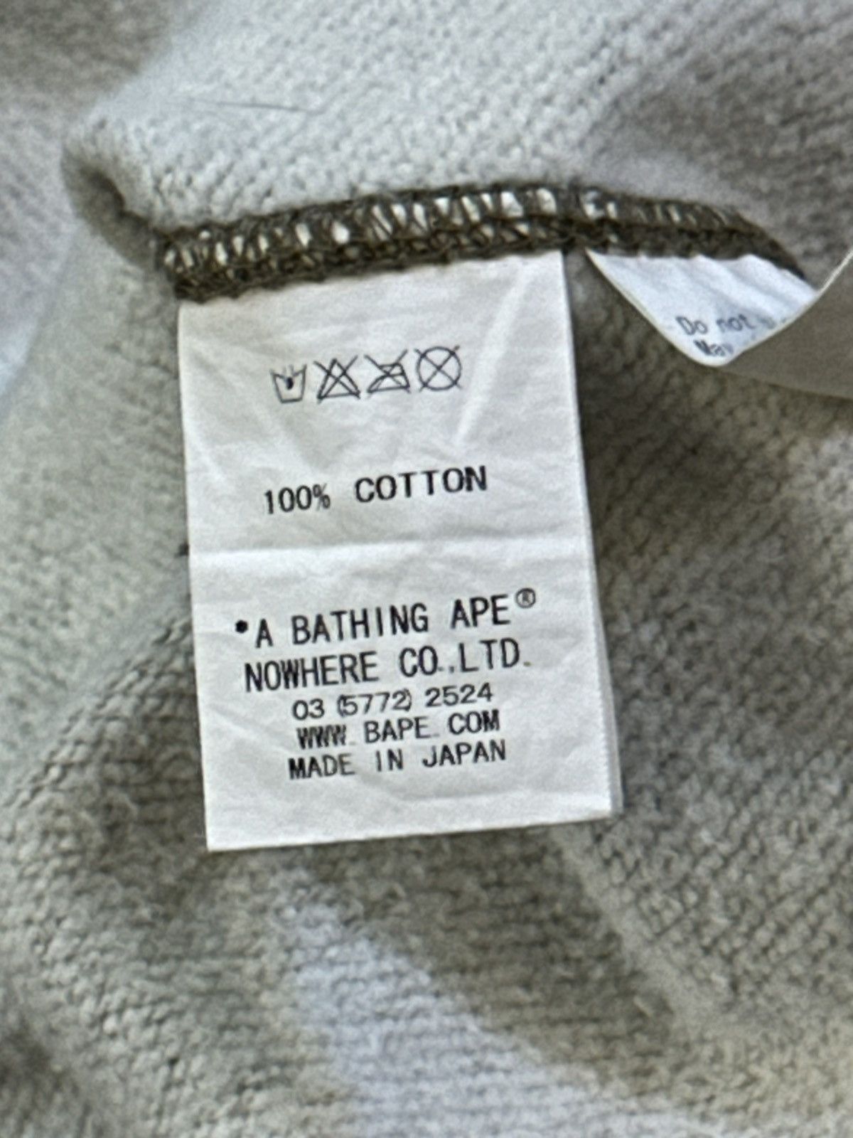 Bape 2011 BAPE ghost camo fullzip with patches Size US L / EU 52-54 / 3 - 6 Thumbnail