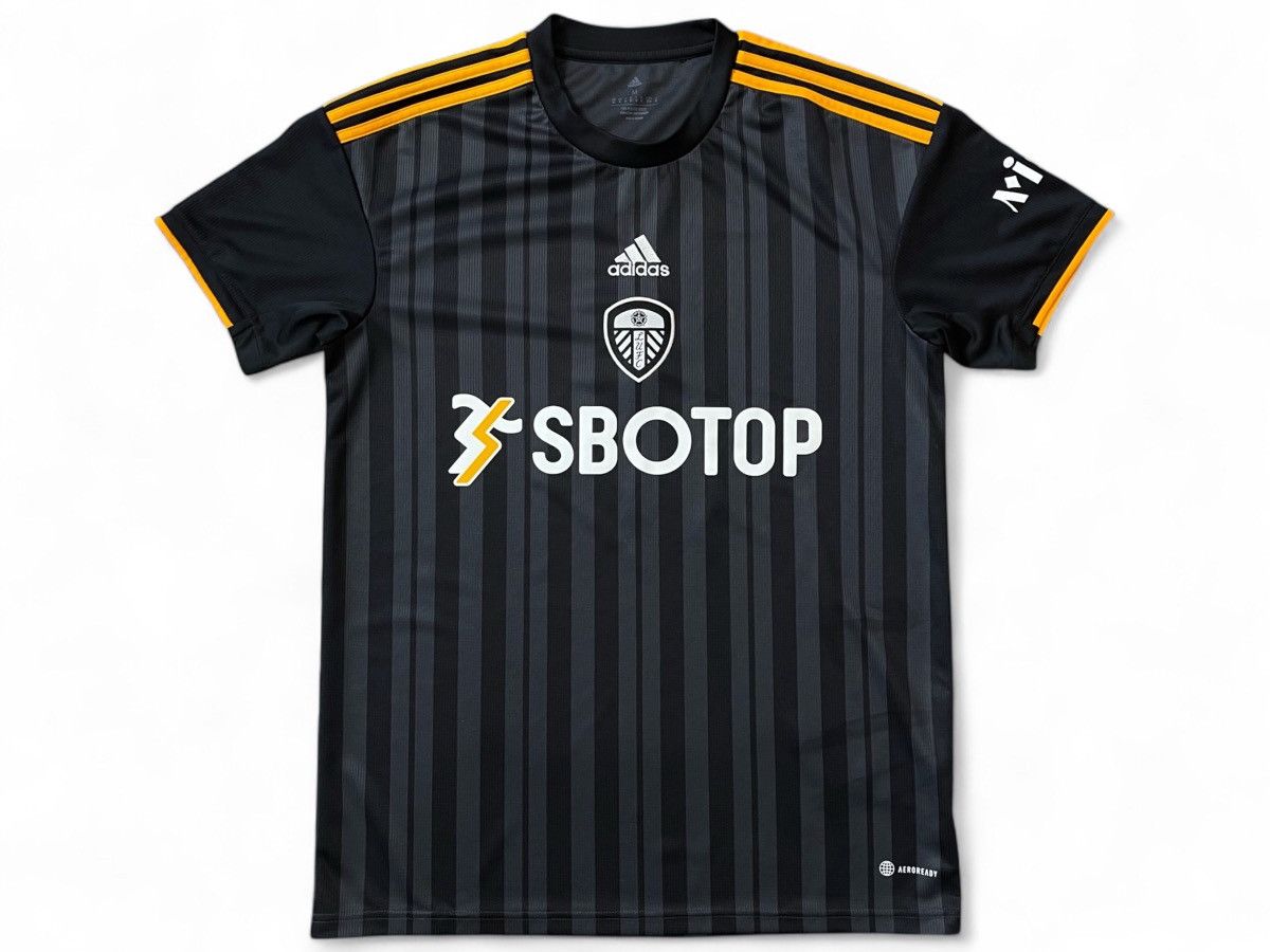 Adidas Leeds United 2022-2023 Football Shirt Jersey Third adidas Size US M / EU 48-50 / 2 - 1 Thumbnail