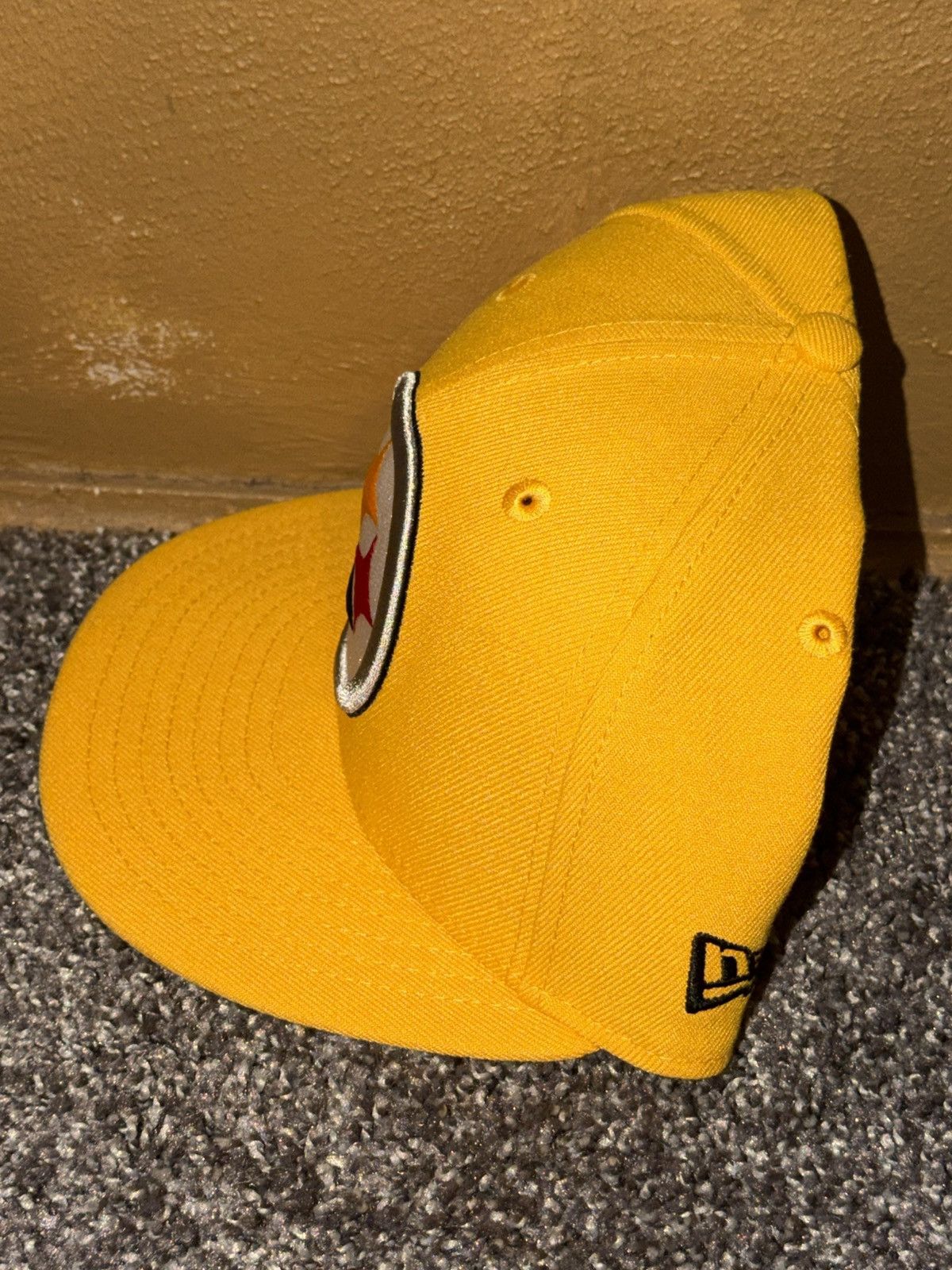 New Era New Era NFL Pittsburgh Steeler Hat Men’s Size 7,1/8 Used PO Size ONE SIZE - 3 Thumbnail