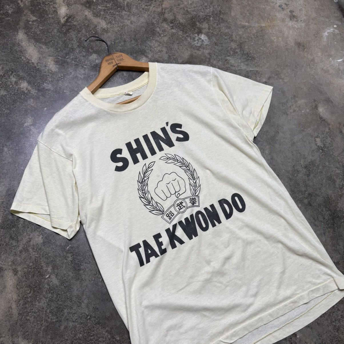 Vintage vintage 70s 80s taekwondo karate fighting thin tshirt Size US L / EU 52-54 / 3 - 1 Thumbnail