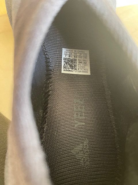 Adidas × Kanye West Yeezy Knit Runner Size US 7 / EU 40 - 6 Thumbnail