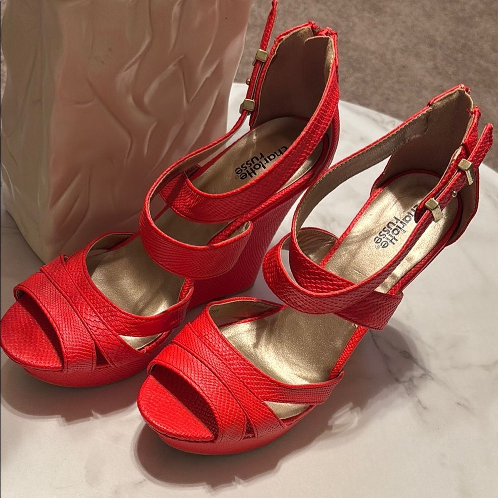 The Unbranded Brand Charlotte Russe Vibrant Red Wedge Sandals Size 10 Size US 10 / IT 40 - 1 Thumbnail