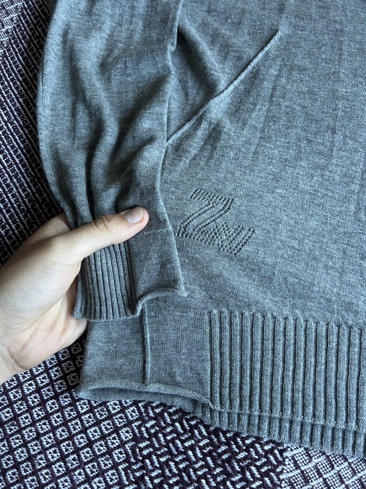 Zadig & Voltaire Vintage Zadig & Voltaire V-neck Jumper Sweater Basic Size L Size US L / EU 52-54 / 3 - 3 Thumbnail