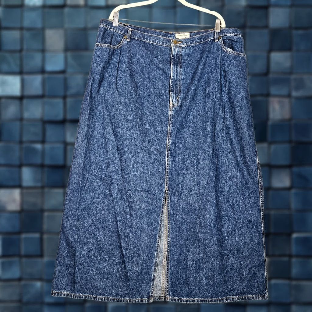 Eddie Bauer Eddie Bauer Women's Skirt Midi Denim Cotton 24W Plus Size Blue A-Line Flat Front Button Up 100% Cotton 24W Midi Denim Skirt - 24W Size 42" / US 20 - 1 Thumbnail