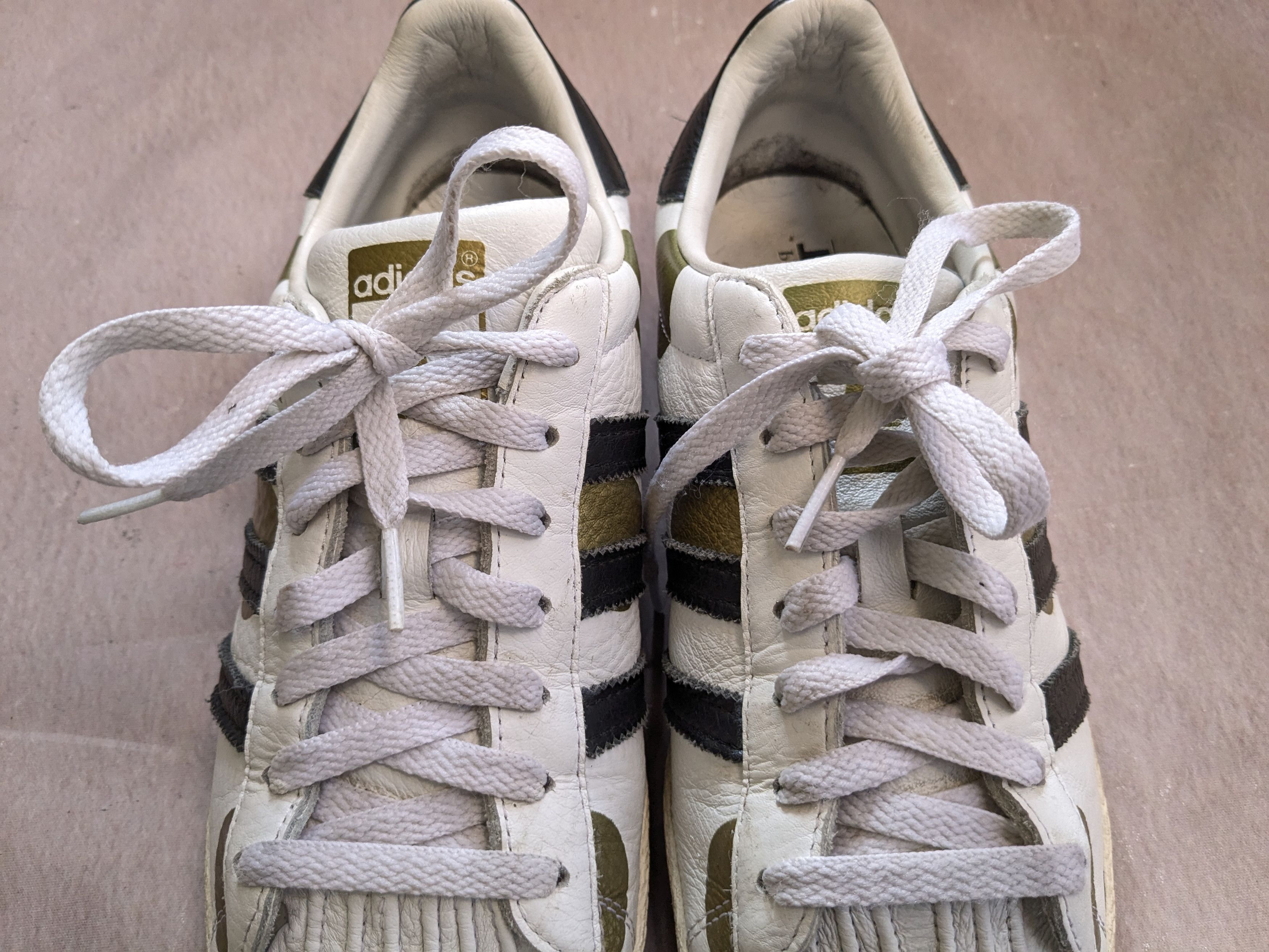 Adidas × Jeremy Scott adidas Jeremy Scott Superstar G61527 White Black 9 Gold Size US 9 / EU 42 - 4 Thumbnail