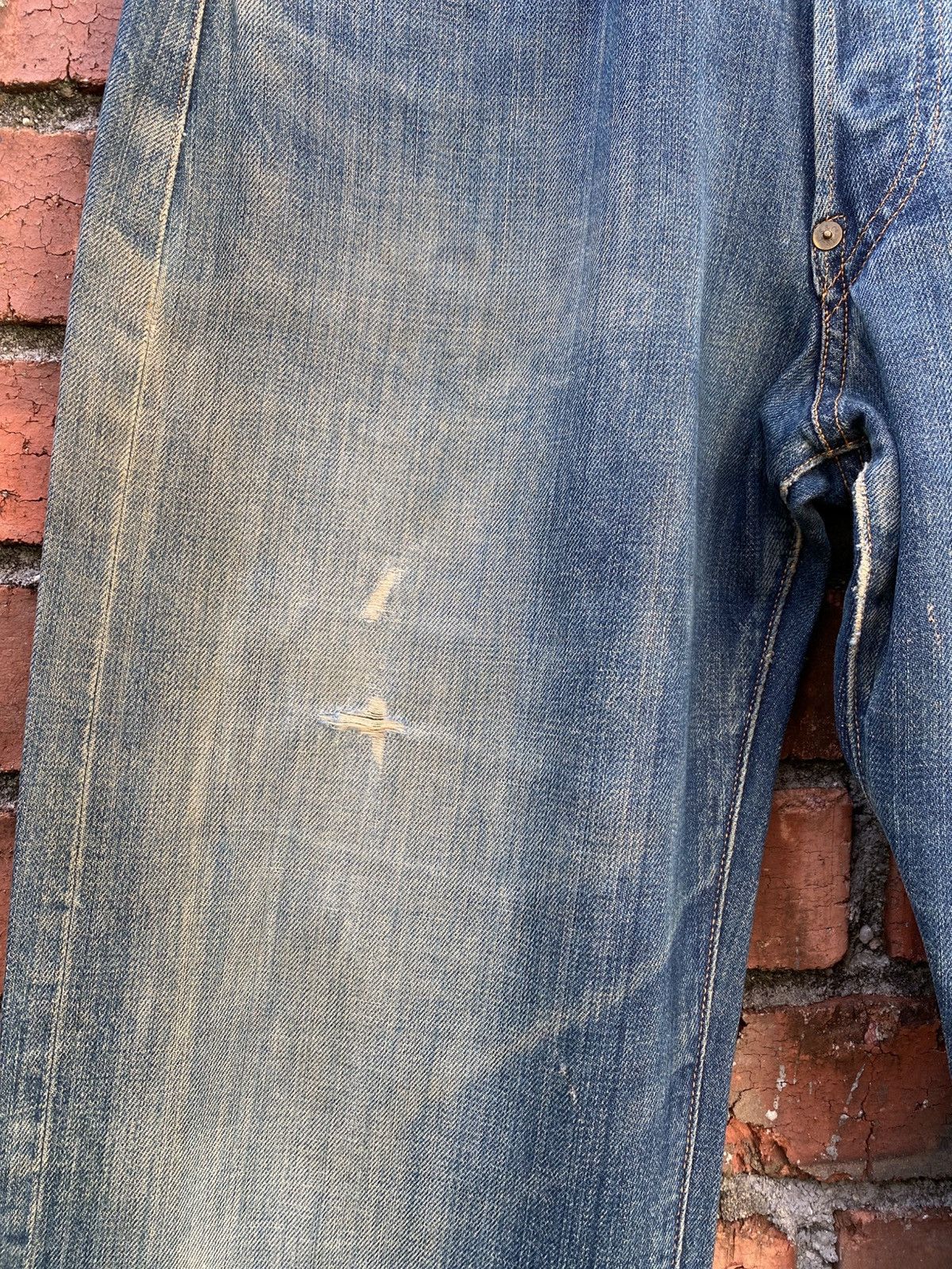 Levi's Vintage Clothing W32x32 Vintage levi's 201 redline buckle back distressed Size US 32 / EU 48 - 4 Thumbnail