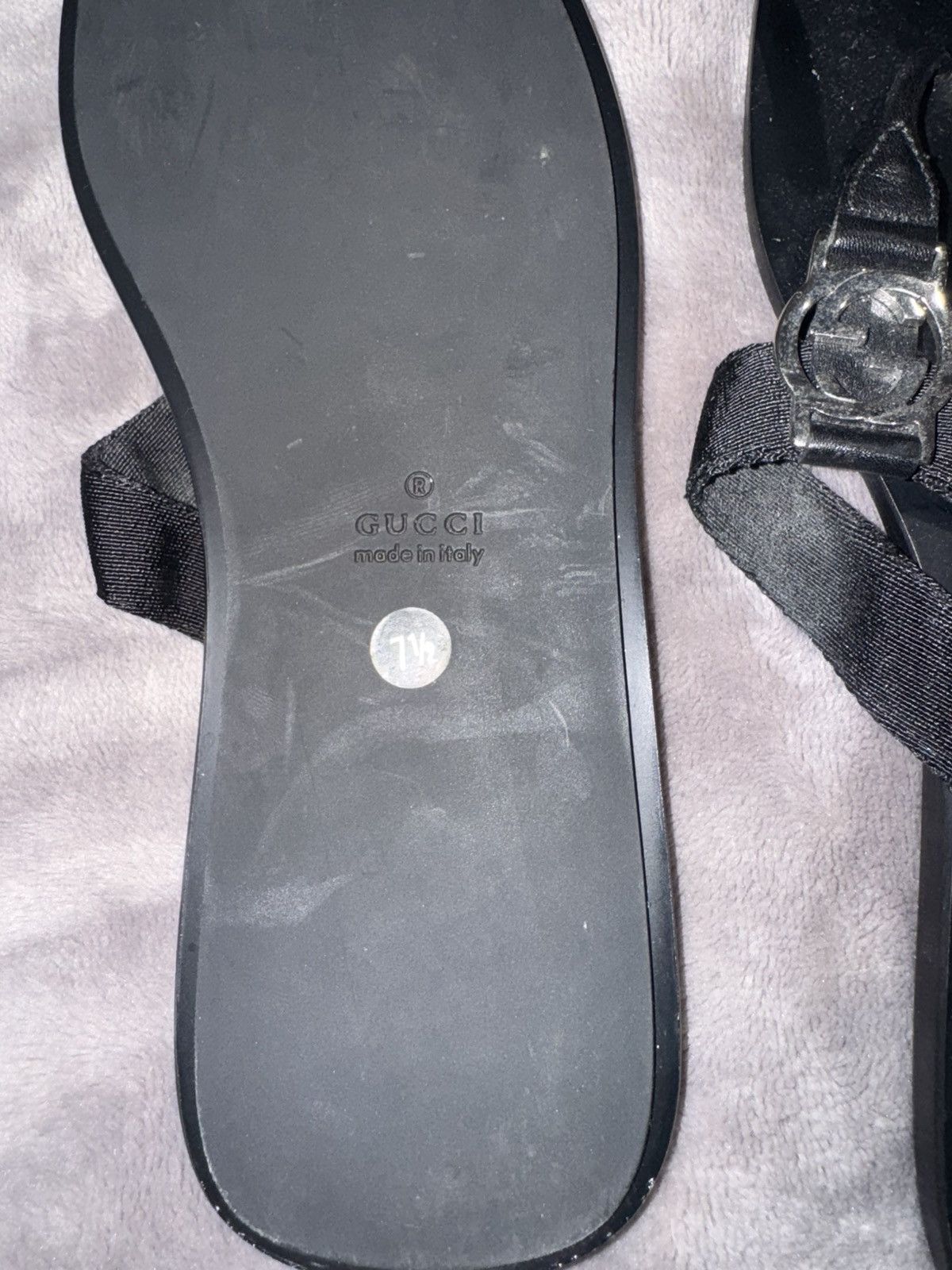 Gucci Leather Gucci Flip Flops Size US 7.5 / IT 37.5 - 8 Thumbnail