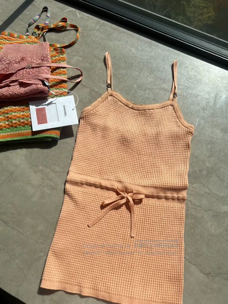Chanel Chanel 24a orange bow suspender Size XS / US 0-2 / IT 36-38 - 1 Thumbnail