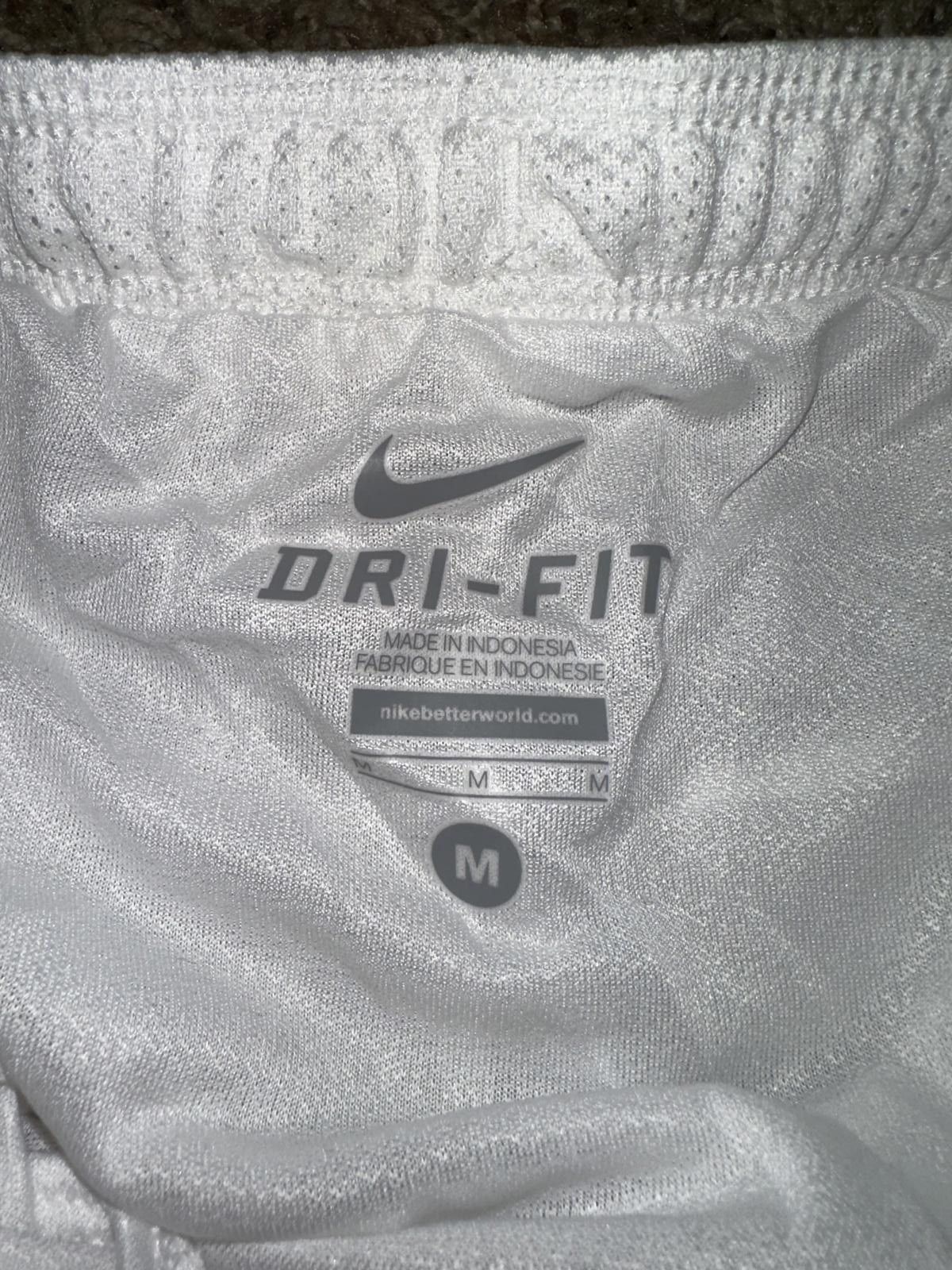 Nike Nike Men’s Laser Woven PR Men's Soccer Shorts Size US 32 / EU 48 - 6 Thumbnail