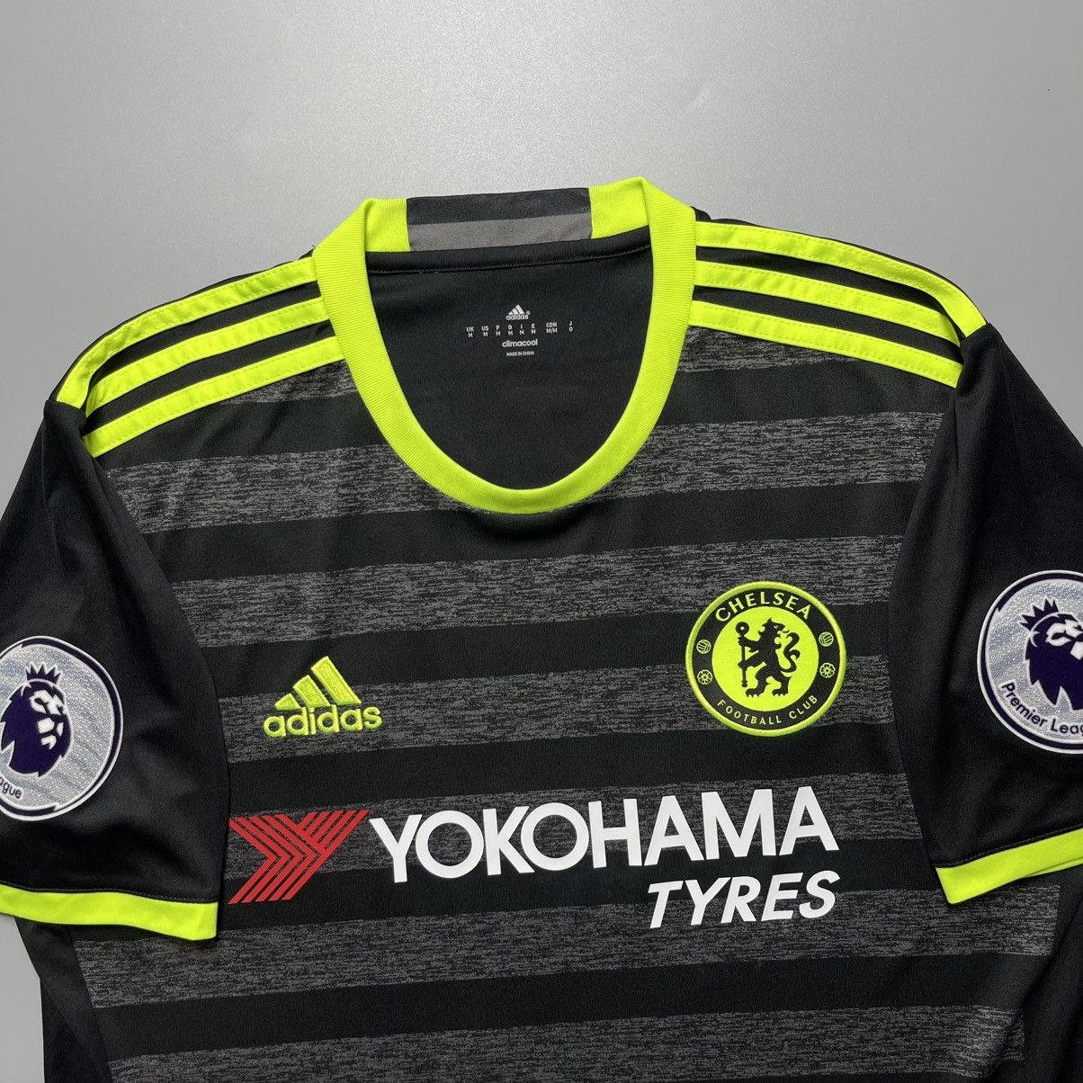 Adidas CHELSEA ADIDAS 2016/2017 FOOTBALL AWAY JERSEY #10 HAZARD Size US M / EU 48-50 / 2 - 4 Thumbnail