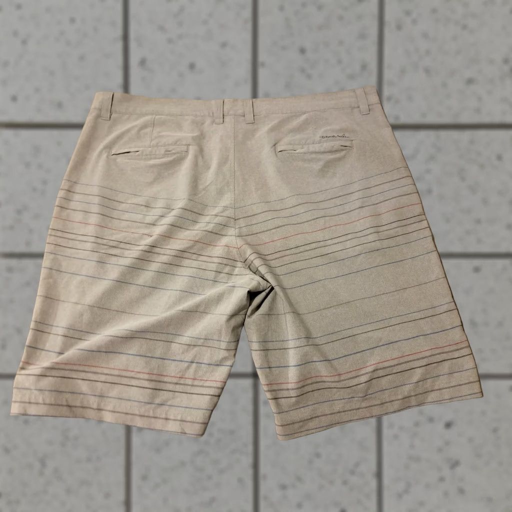 TravisMathew VINTAGE Travis Mathew Shorts 42 Gray Athletic Stretch Mens Shorts Athletic Mens Gray 42 Travis Mathew Size US 42 / EU 58 - 1 Thumbnail