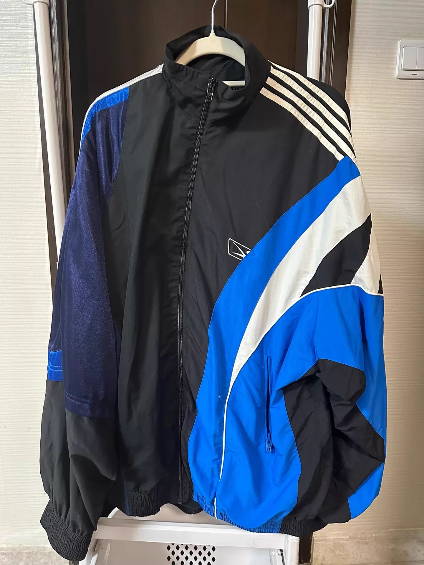 Balenciaga Balenciaga Commuter Track Jacket UNIFIT Size US M / EU 48-50 / 2 - 1 Thumbnail