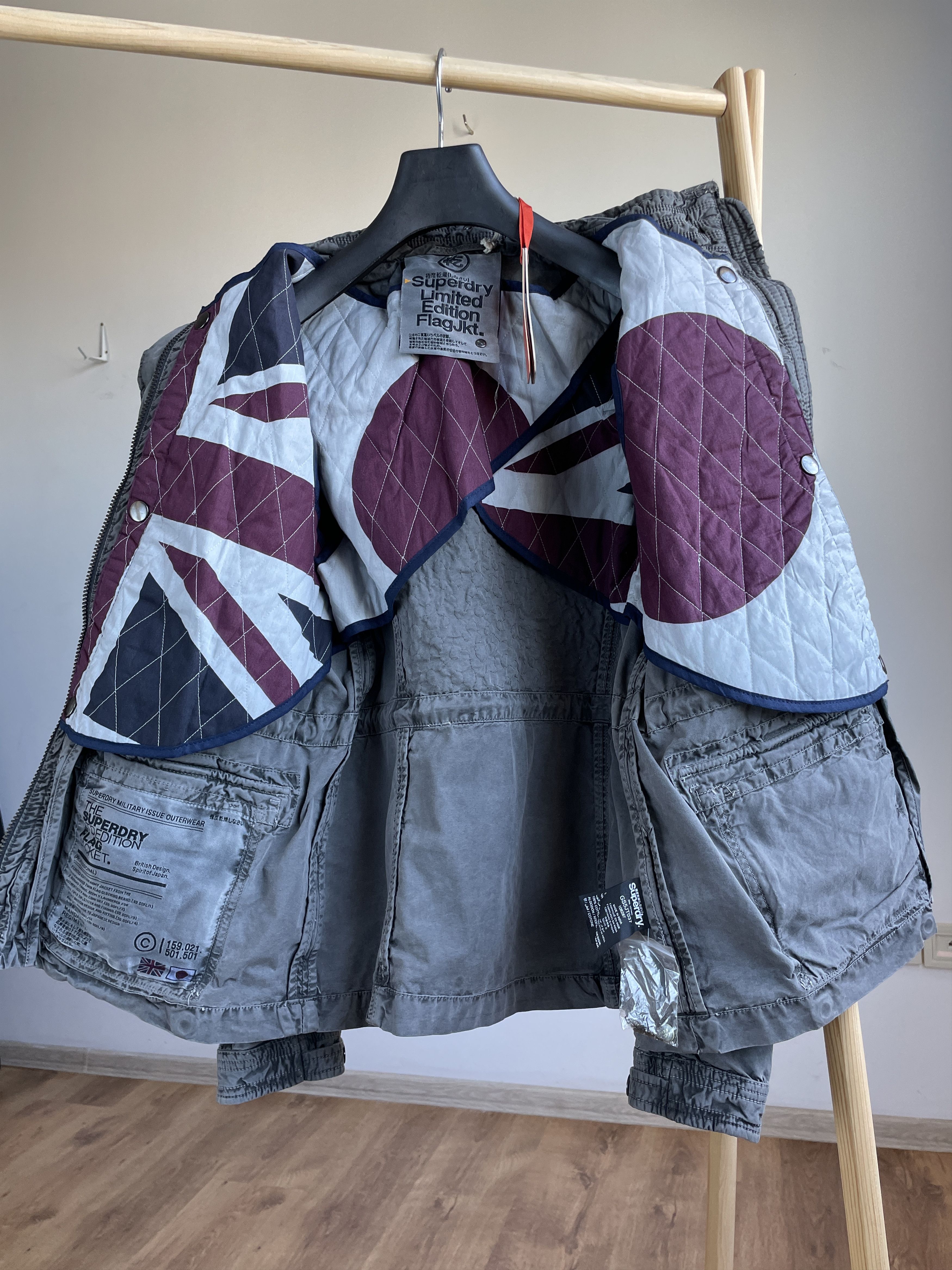 Superdry BNWT Superdry Womens Military Embellished Field Flag Jacket Size L / US 10 / IT 46 - 3 Thumbnail