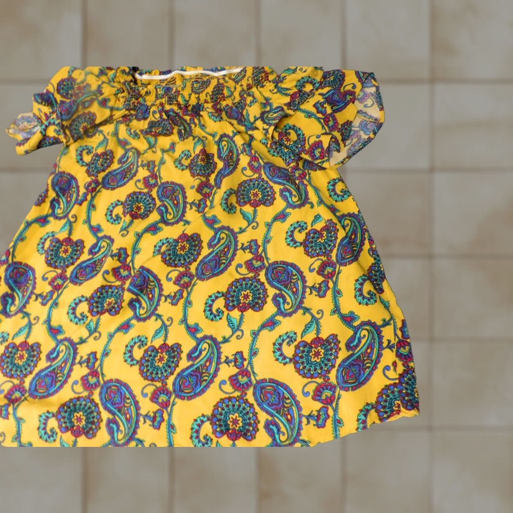 Vintage Toxik3 Blouse Shirts Womens Small Yellow Floral Pullover Stretch Short Sleeve Collared Rayon Regular Button Casual Vintage: No? Size S / US 4 / IT 40 - 1 Thumbnail