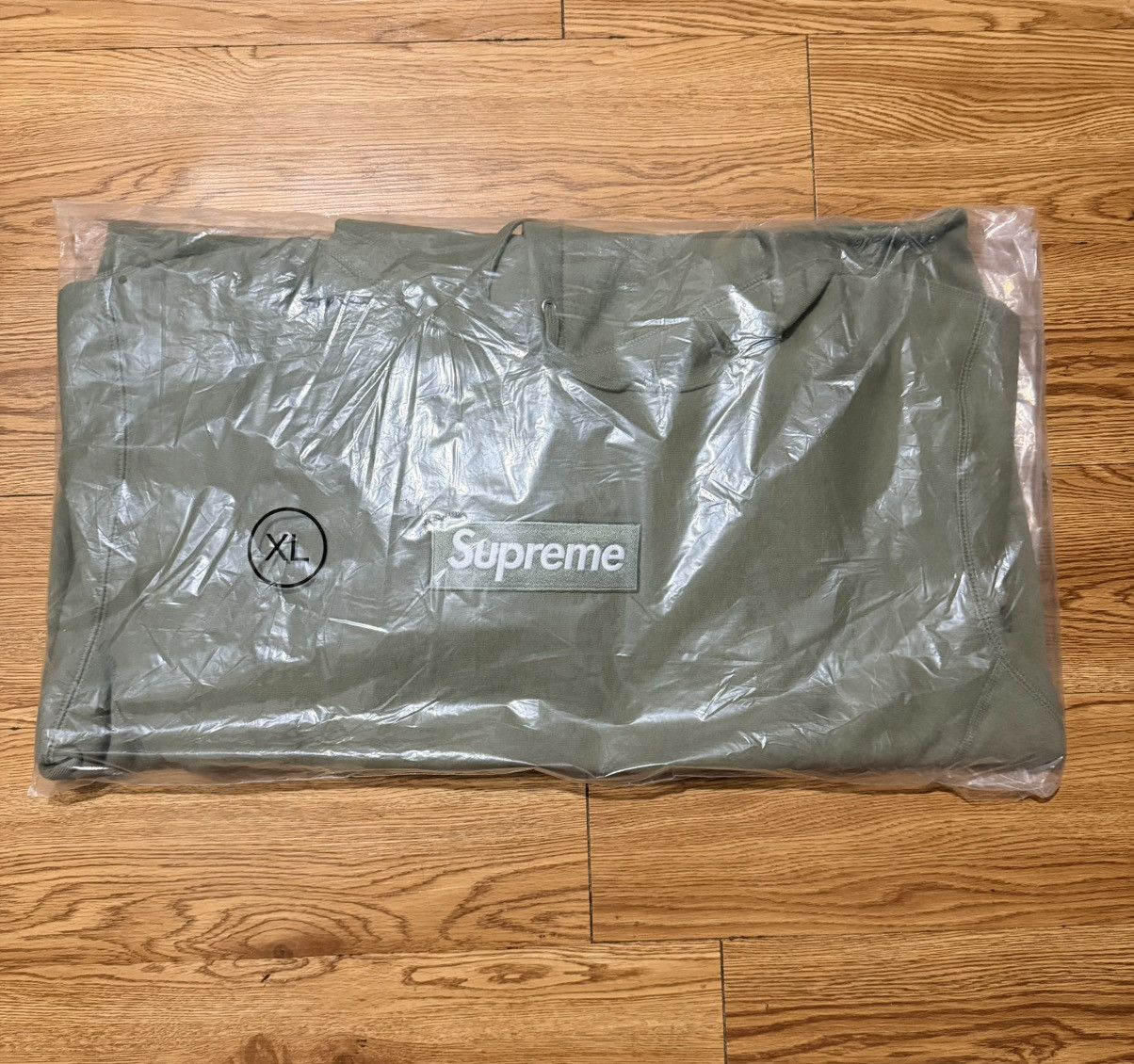 Supreme Supreme Box Logo Hooded Sweatshirt (FW25) Olive size XL Size US XL / EU 56 / 4 - 1 Thumbnail