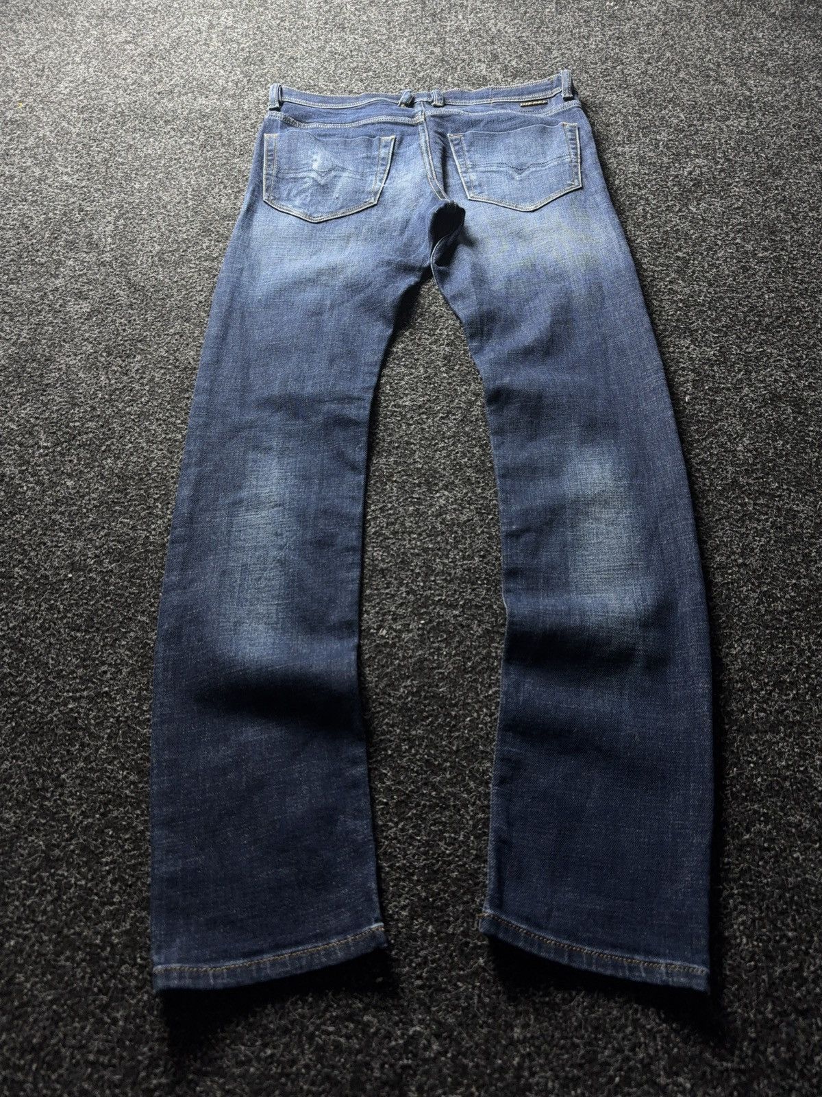 Diesel Luxury 00s Diesel Tepphar Made in Italy Slim Tapered Jeans Size US 30 / EU 46 - 10 Thumbnail
