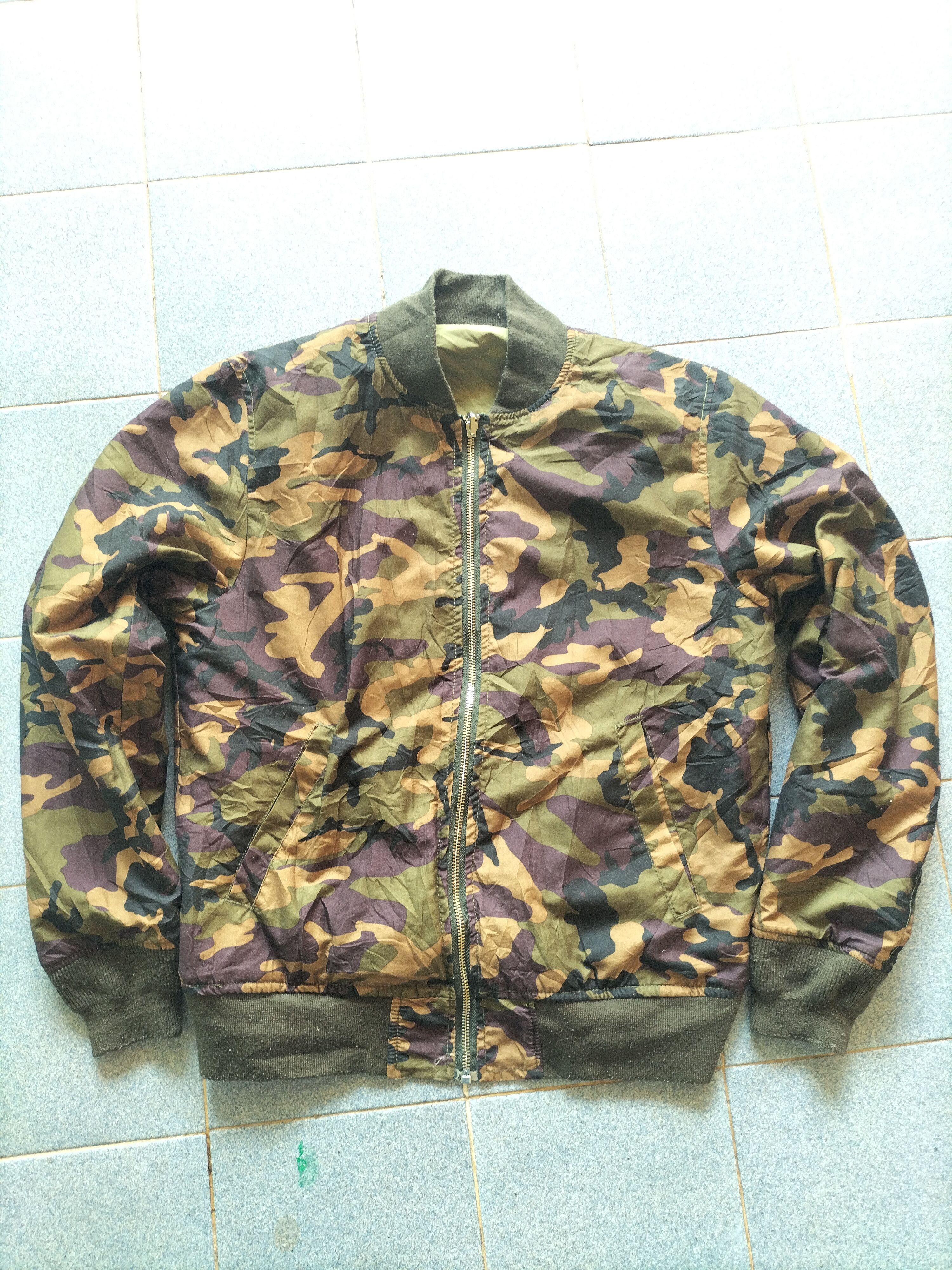 Vintage Vintage Military Reversible Army Camouflage Bomber jacket Size US M / EU 48-50 / 2 - 10 Thumbnail