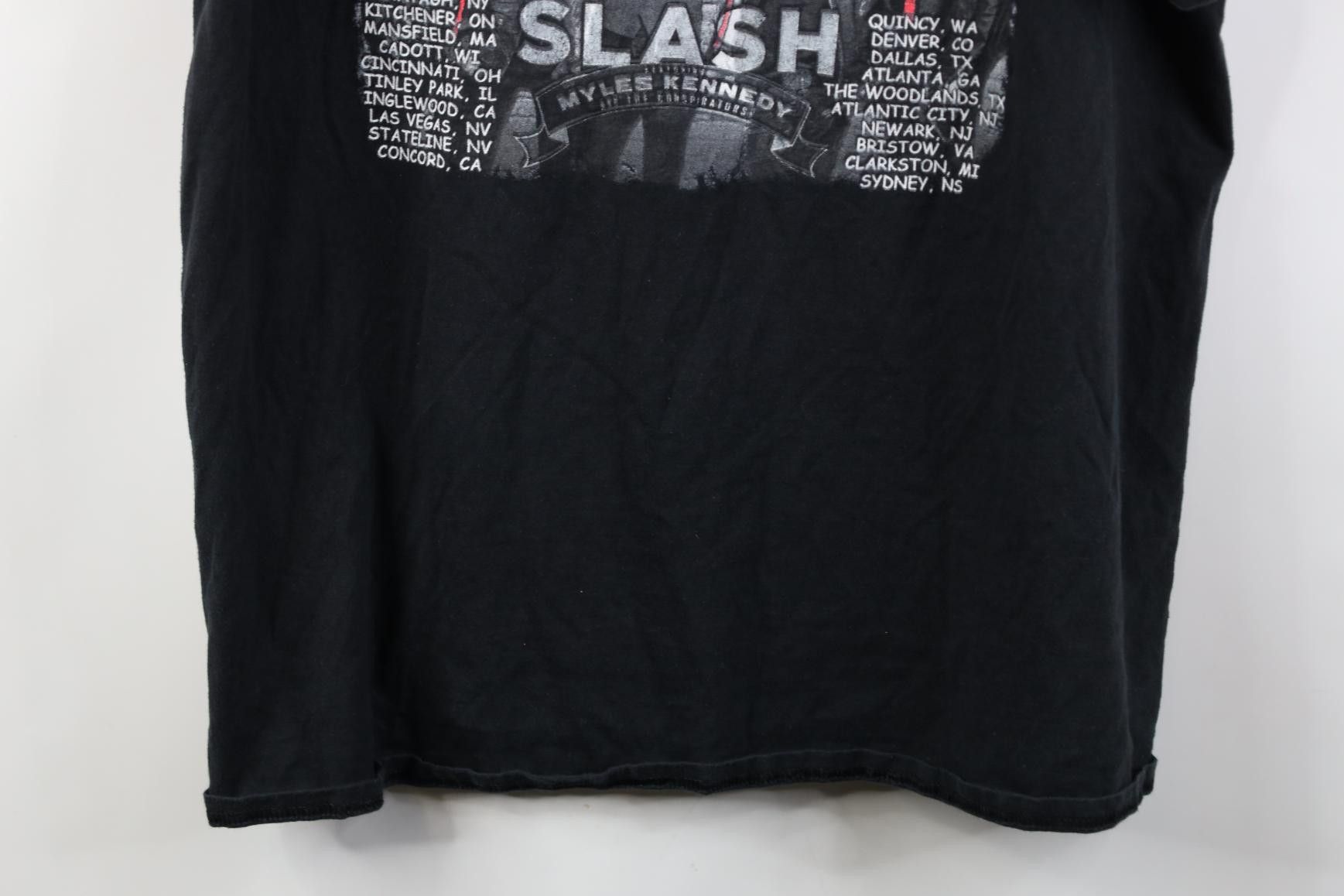 Vintage Vintage Y2K Rule World Tour Aerosmith Slash Band T-Shirt Size US XL / EU 56 / 4 - 15 Thumbnail