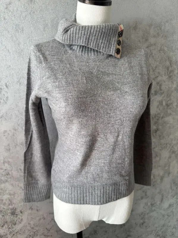 Burberry Burberry Gray Wool Blend Women's Knit Sweater. Size S / US 4 / IT 40 - 6 Thumbnail
